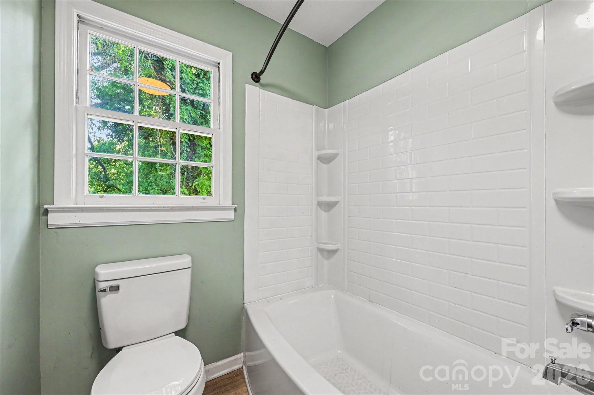 303 N White Street — Lancaster