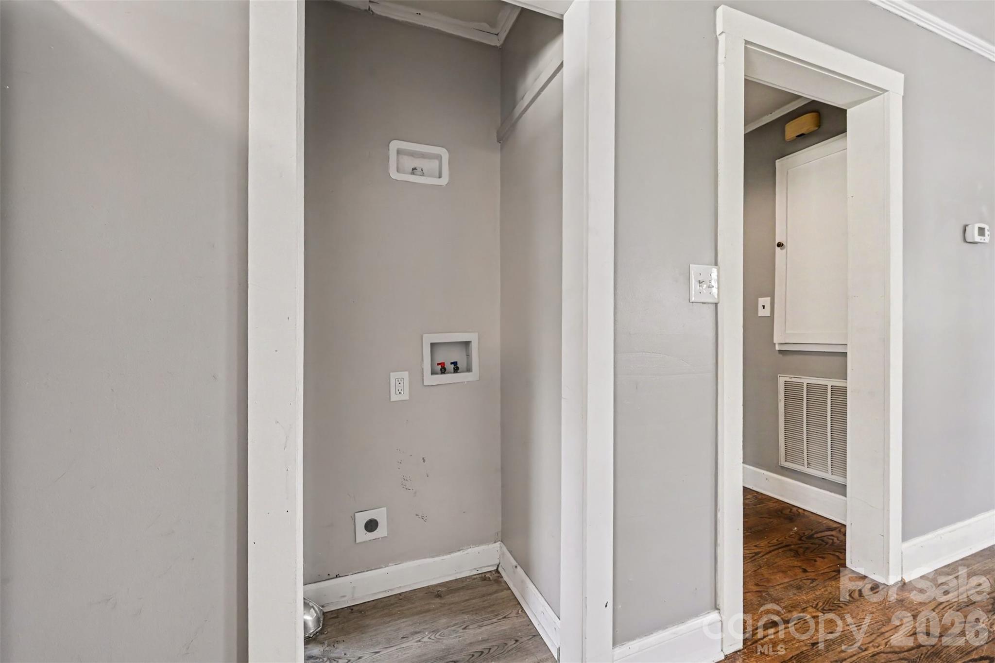 303 N White Street — Lancaster