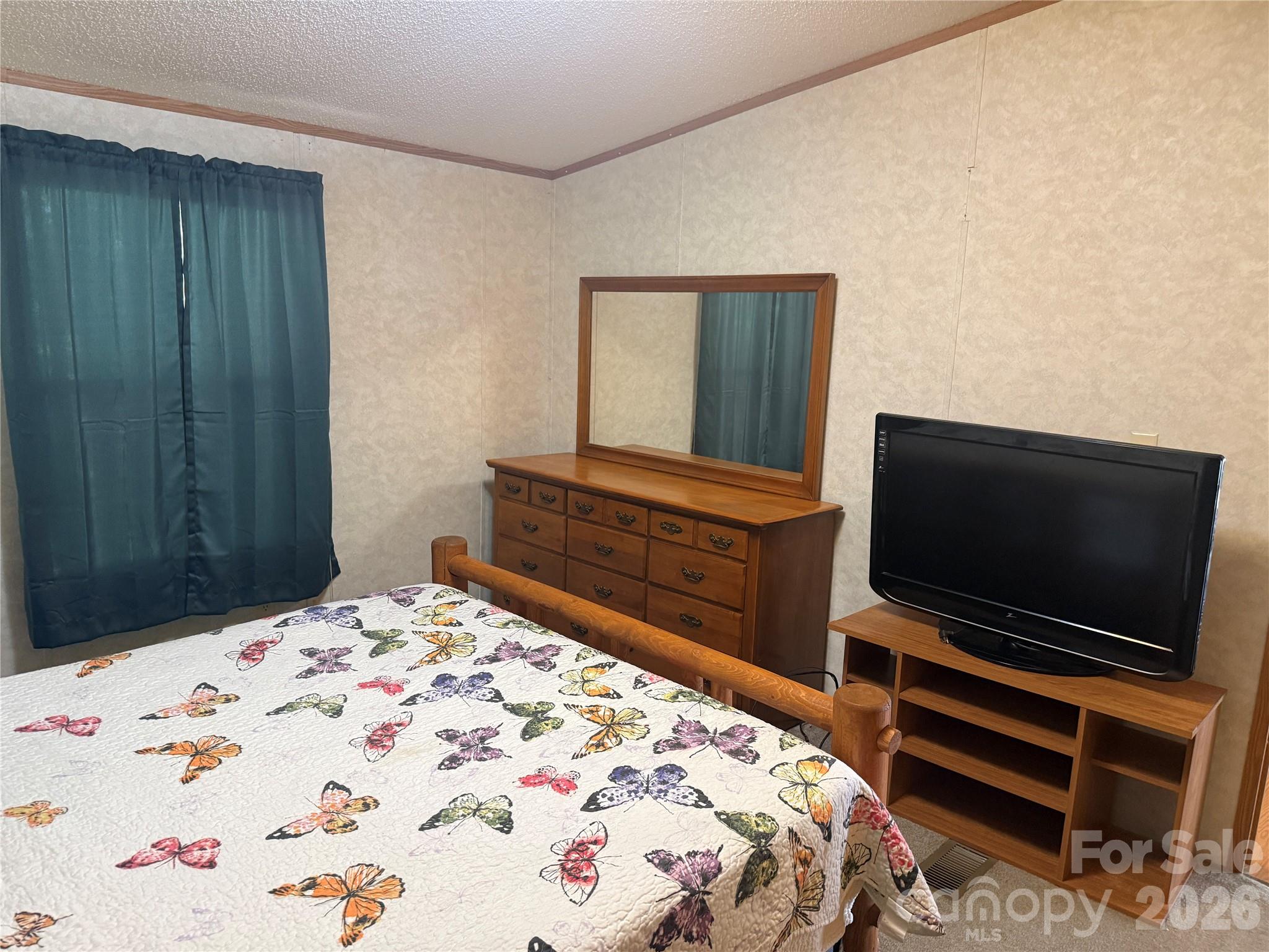 39 Lisa Court #11 — Otto