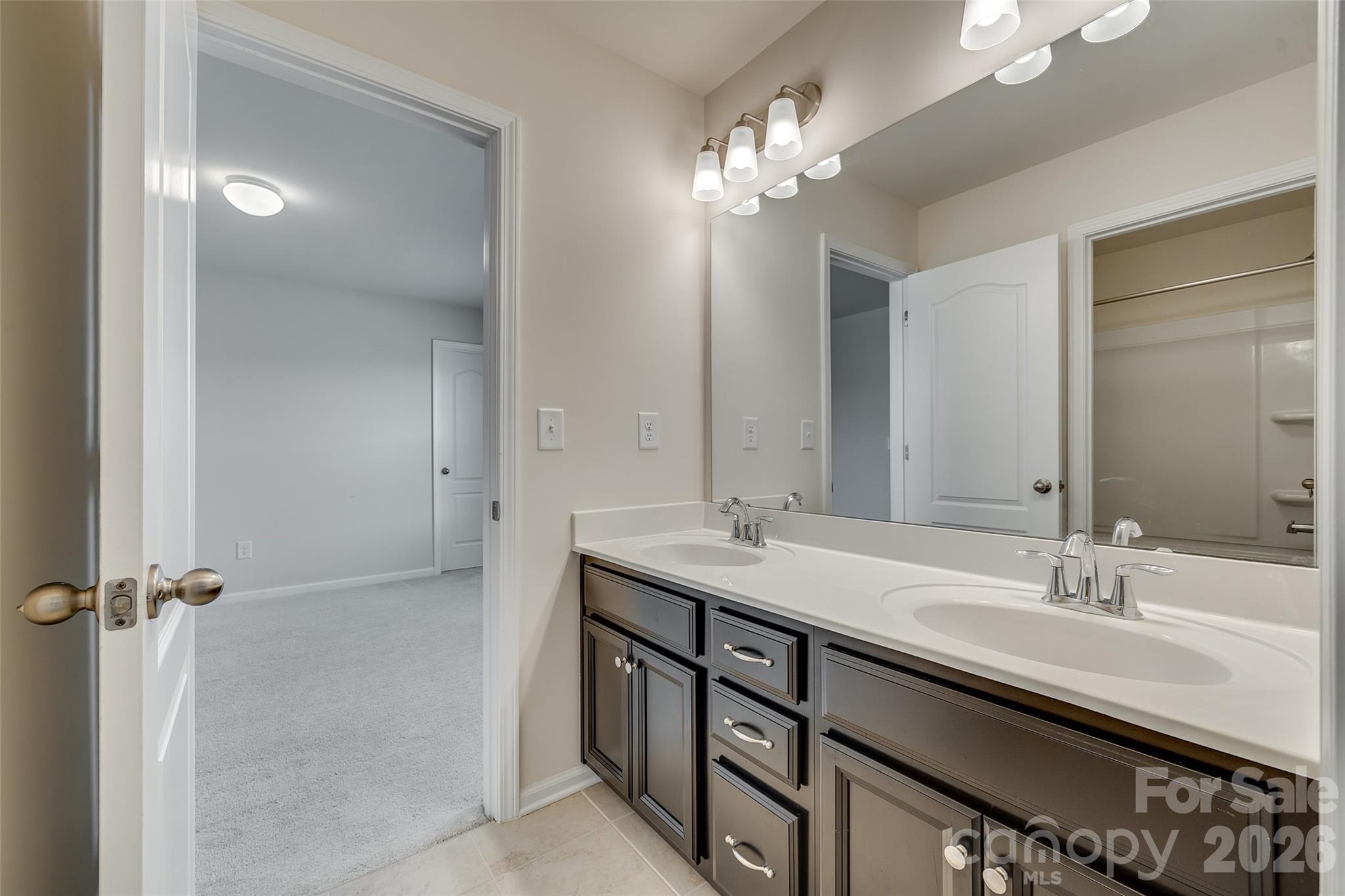 910 Ashton Oak Court — Fort Mill