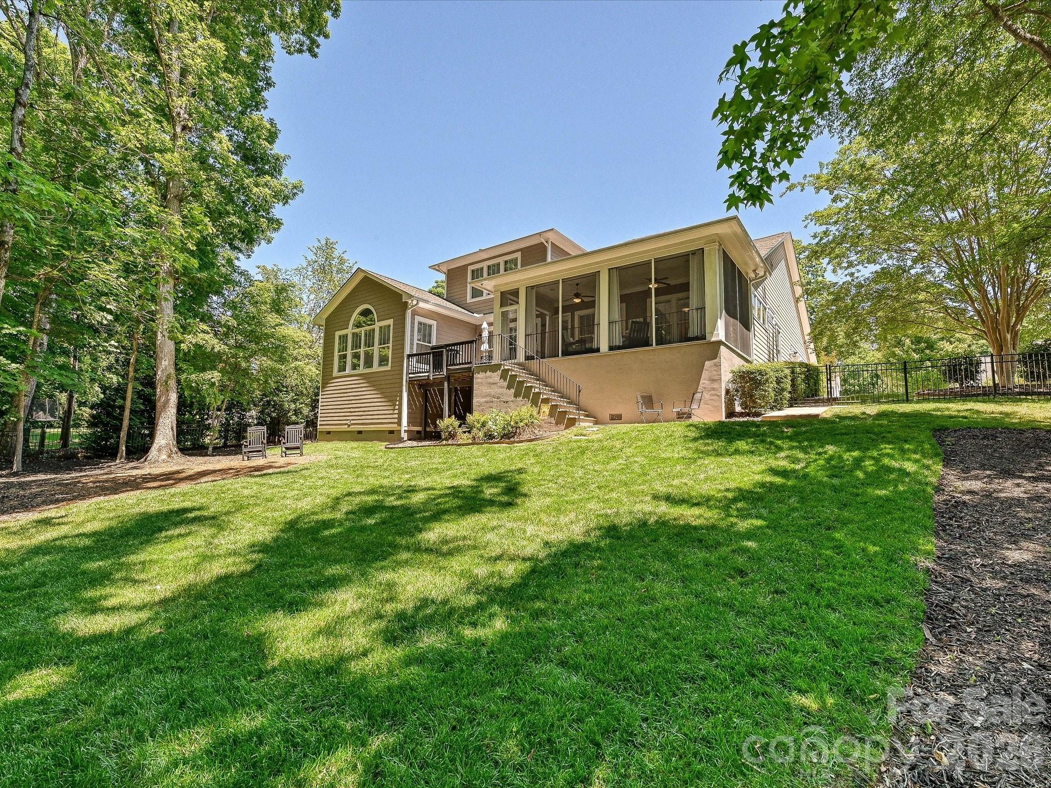 1044 Wessington Manor Lane — Fort Mill