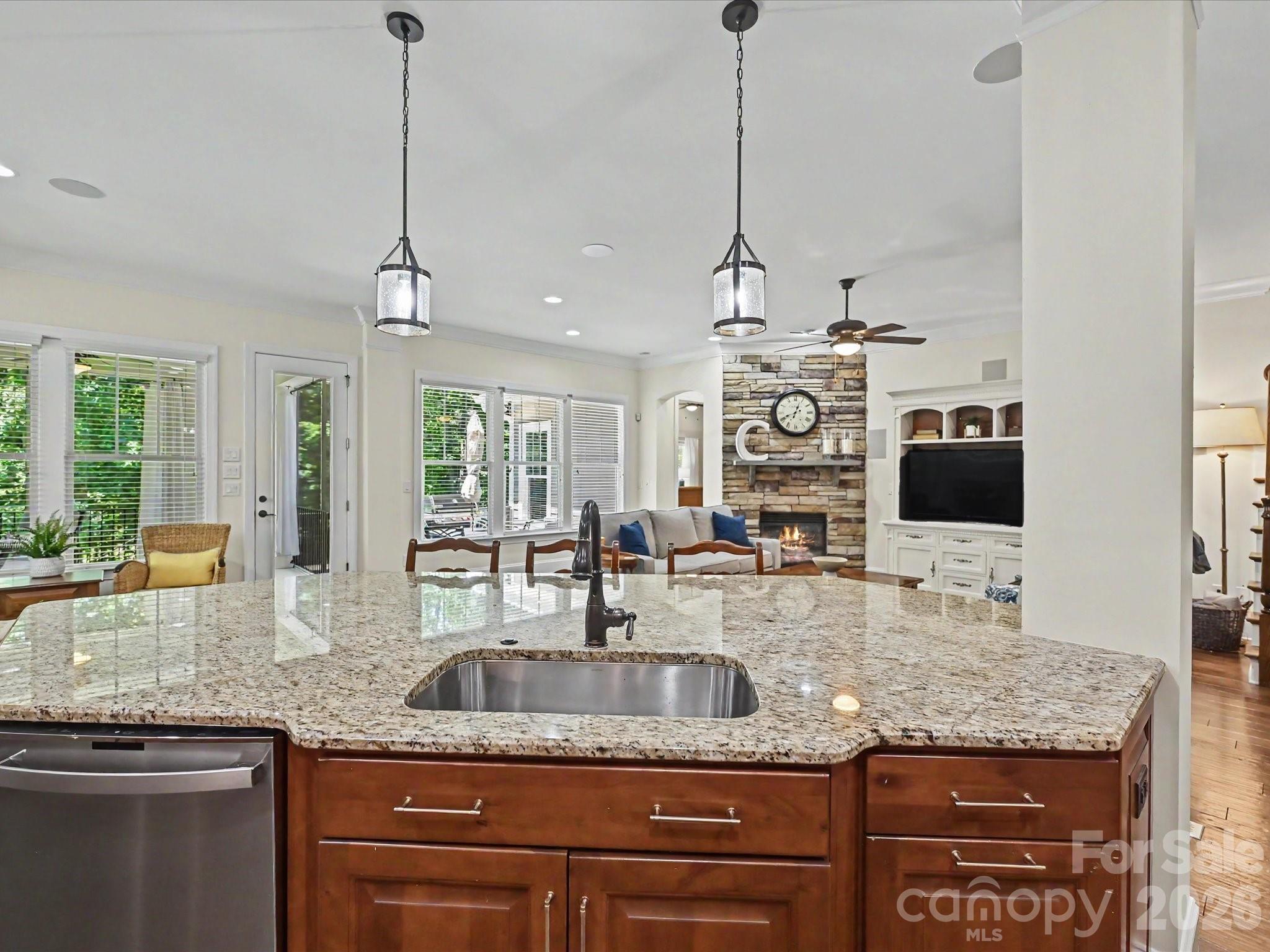 1044 Wessington Manor Lane — Fort Mill