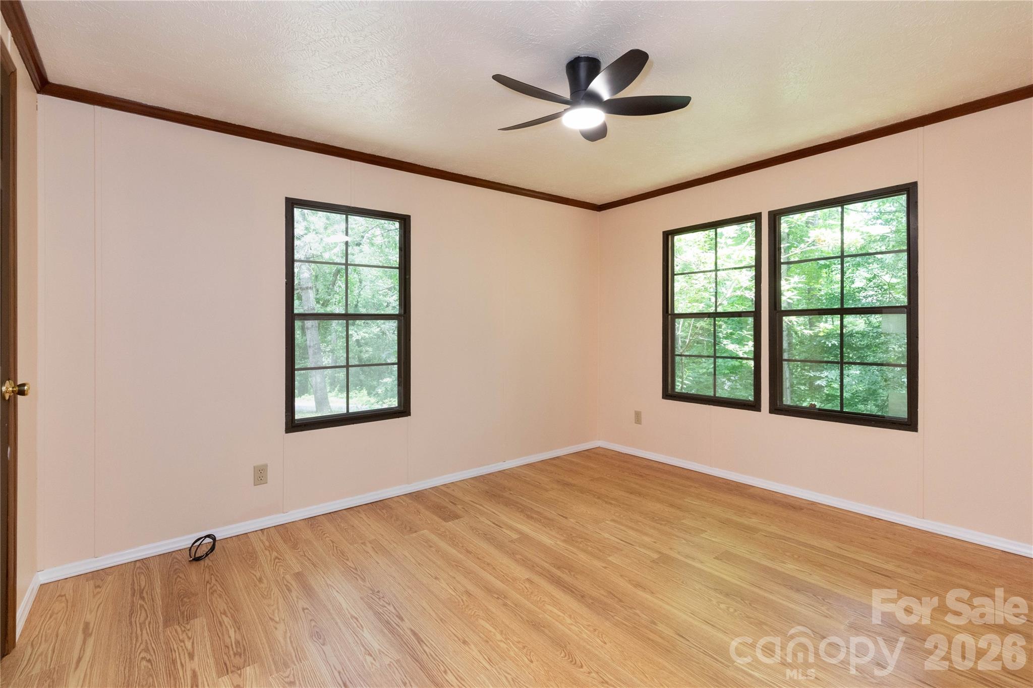 1010 Sharon Ridge Road — Fairview