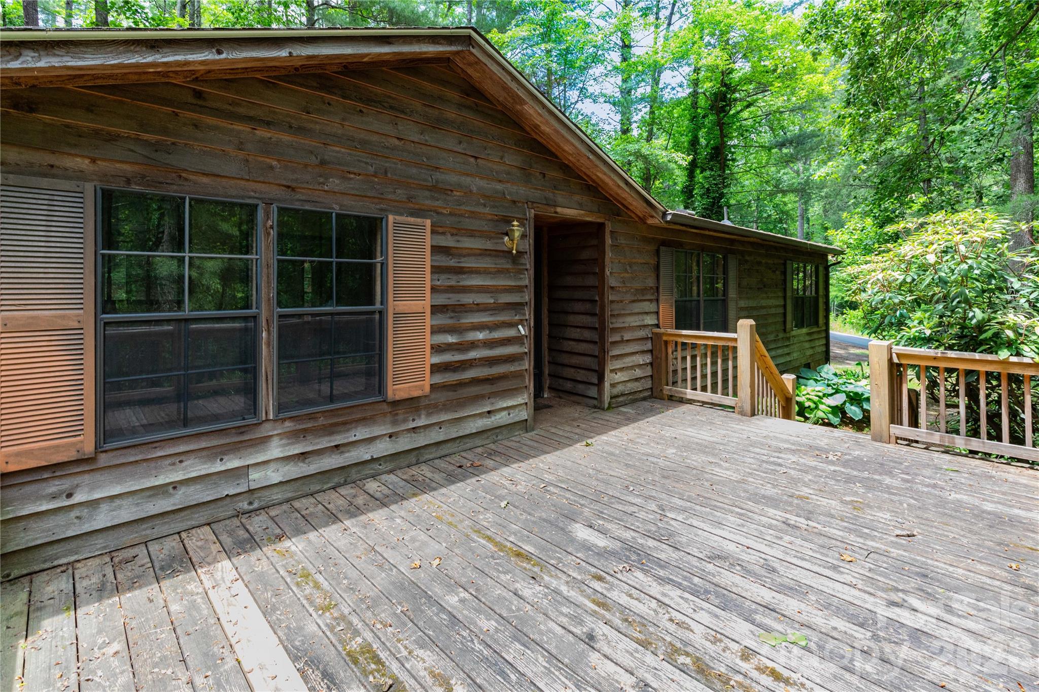 1010 Sharon Ridge Road — Fairview