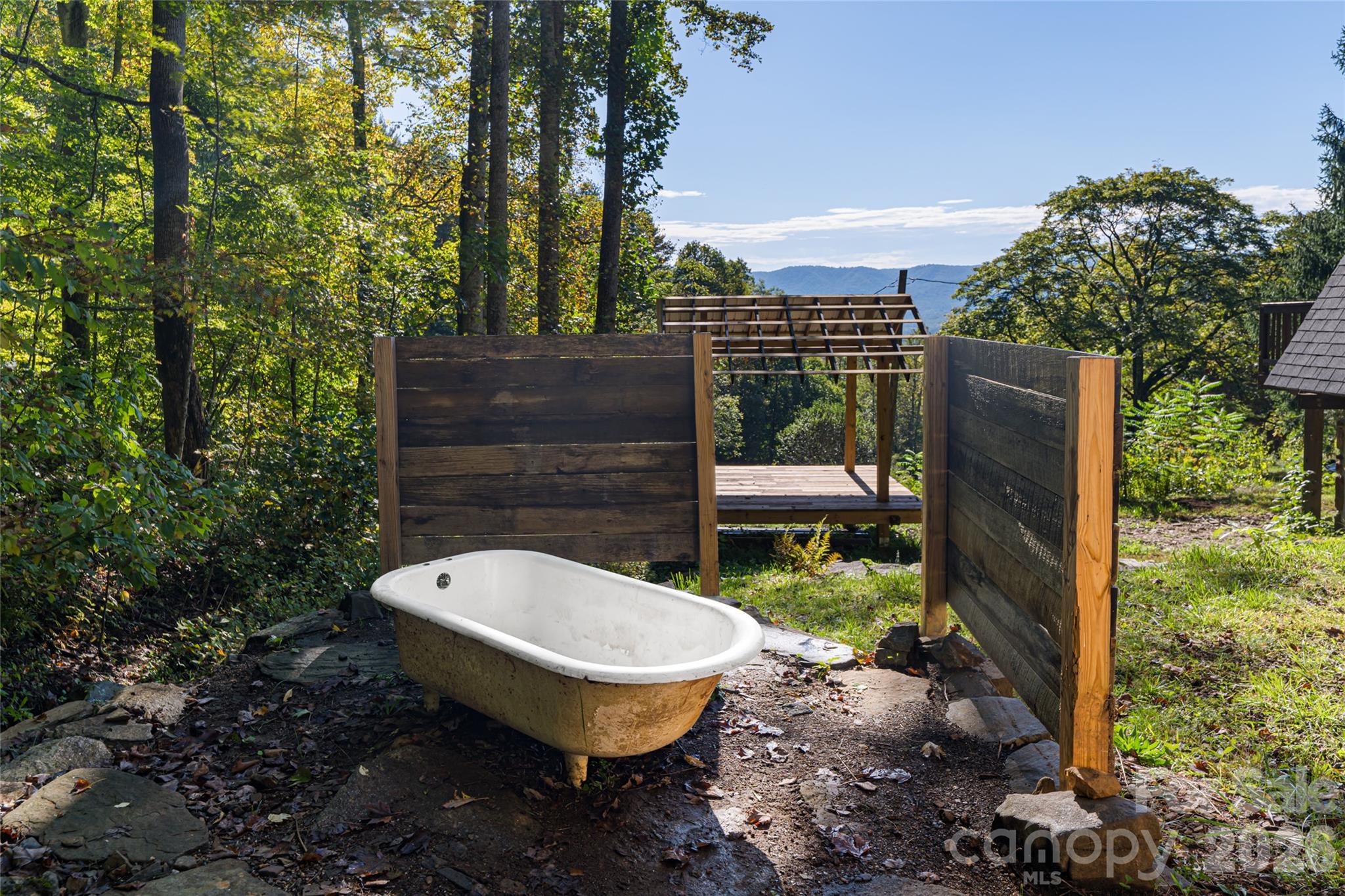 360 Banjo Branch Road — Burnsville