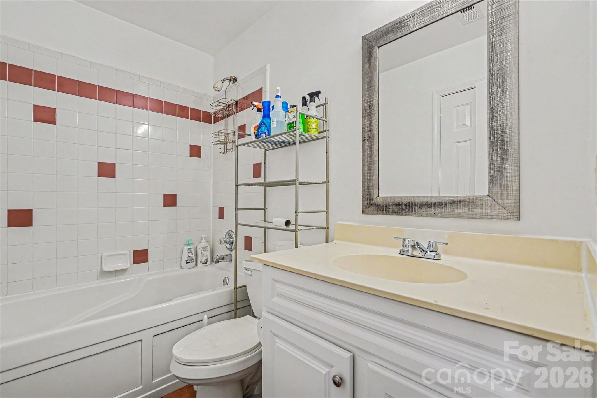 6312 Trysting Road — Charlotte