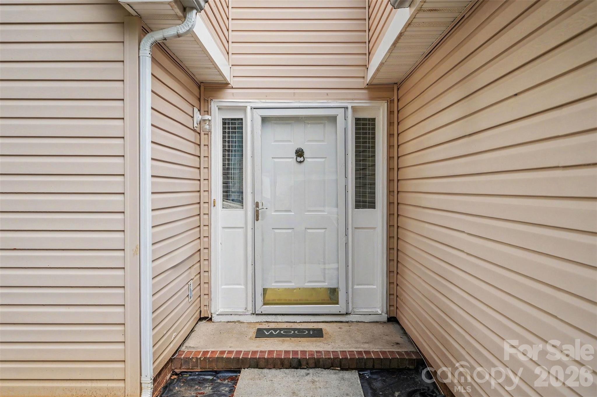 6312 Trysting Road — Charlotte