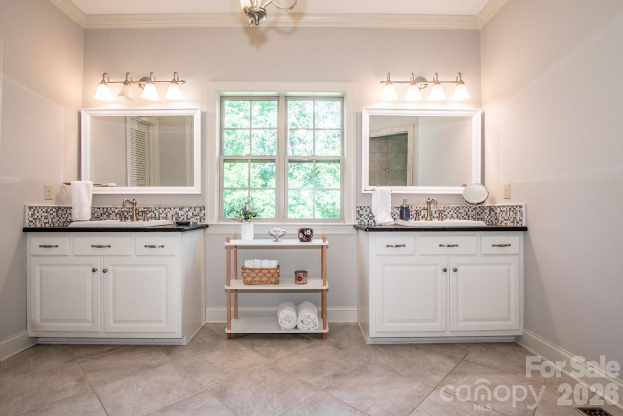 1345 Timberlane Terrace — Mooresville
