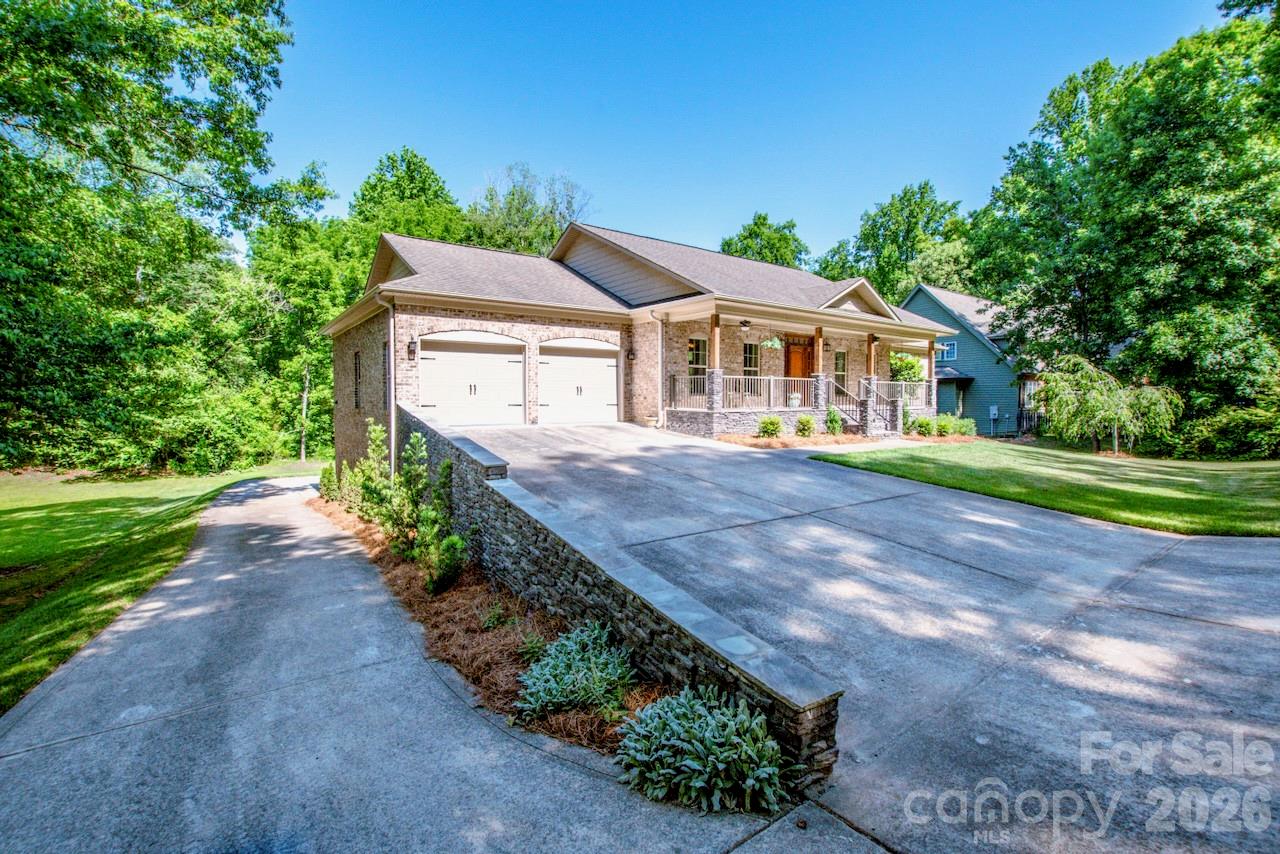 1345 Timberlane Terrace — Mooresville