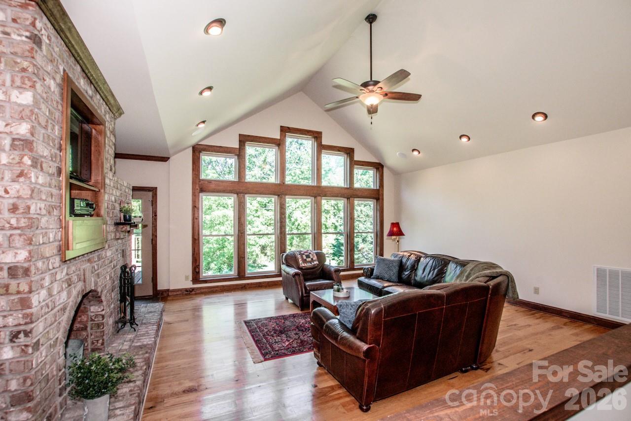 1345 Timberlane Terrace — Mooresville