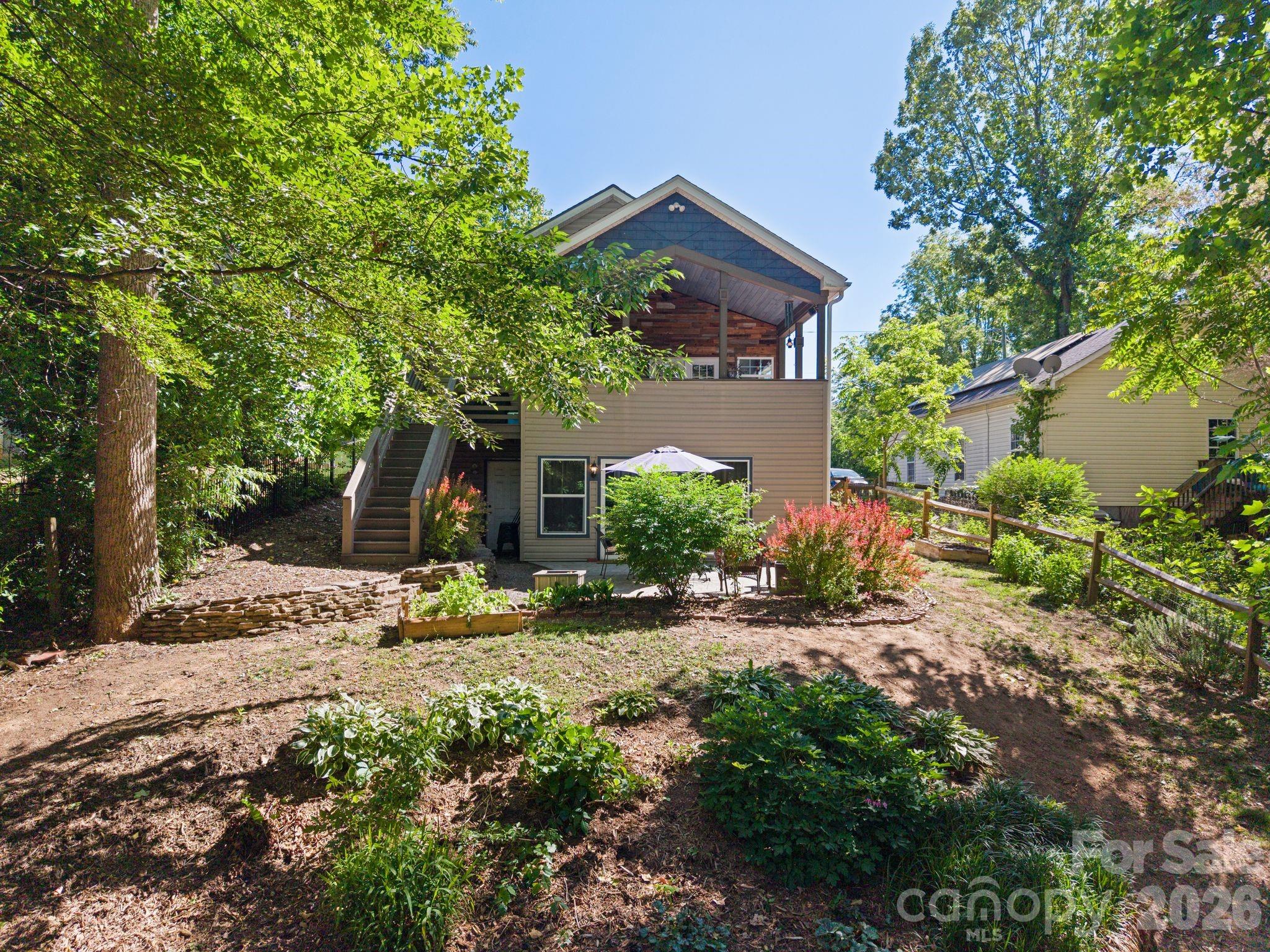 33 Wilmington Street — Asheville
