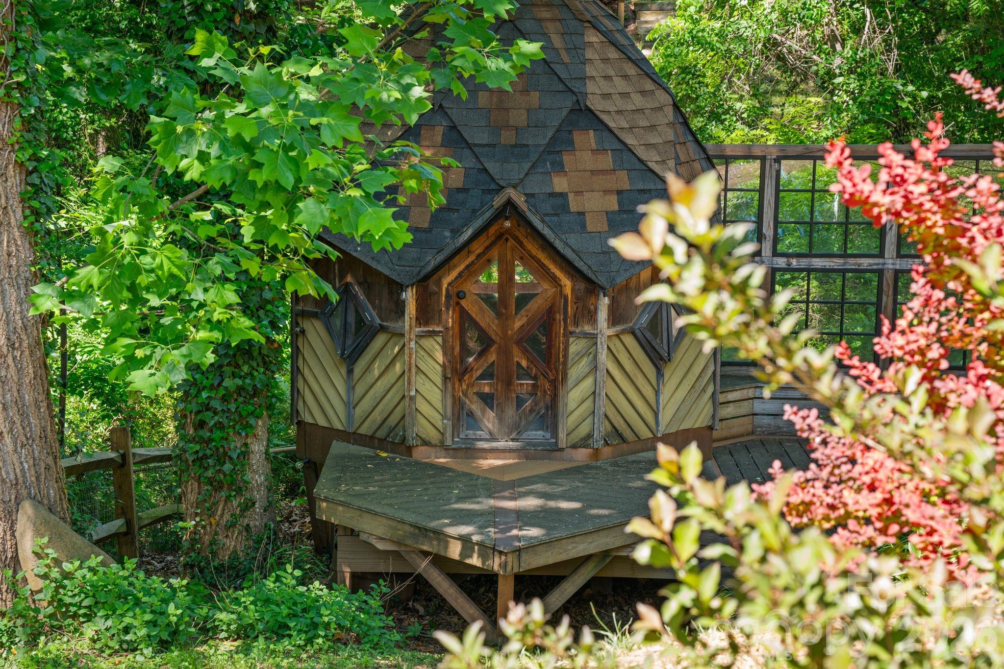 33 Wilmington Street — Asheville