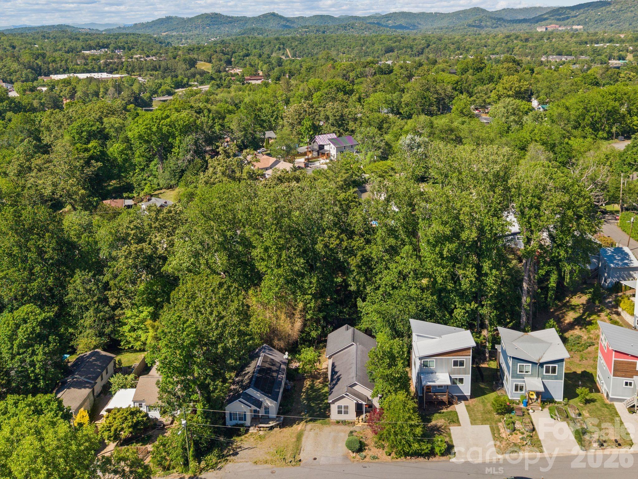 33 Wilmington Street — Asheville