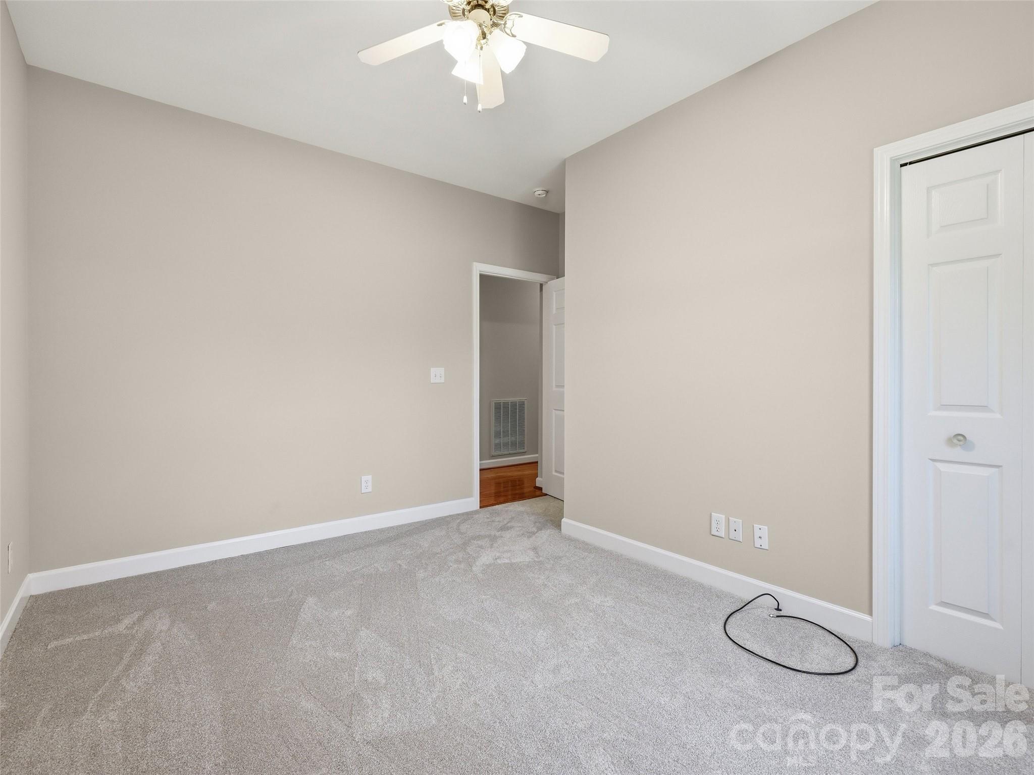 209 Beechnut Drive — Hendersonville