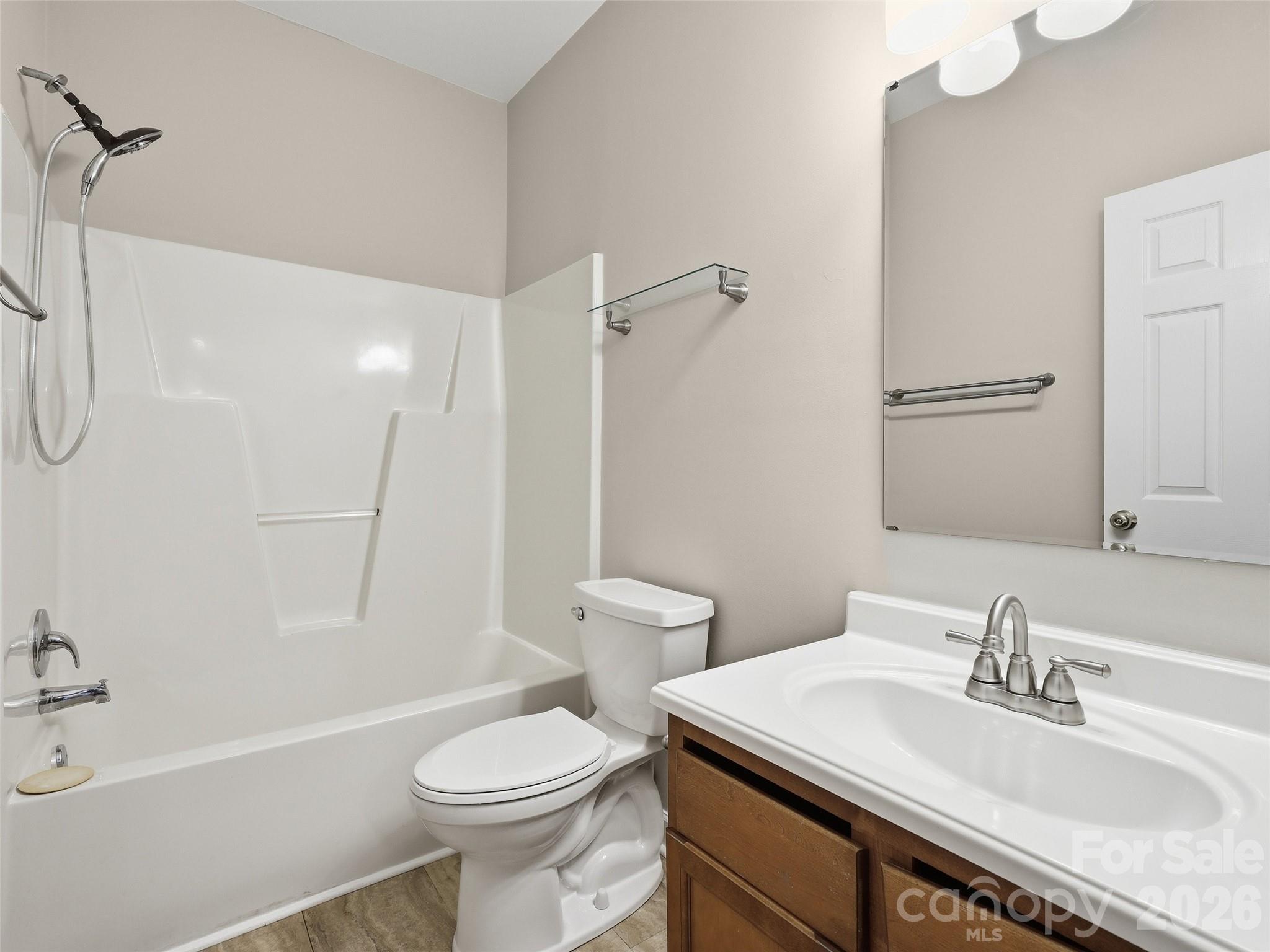 209 Beechnut Drive — Hendersonville