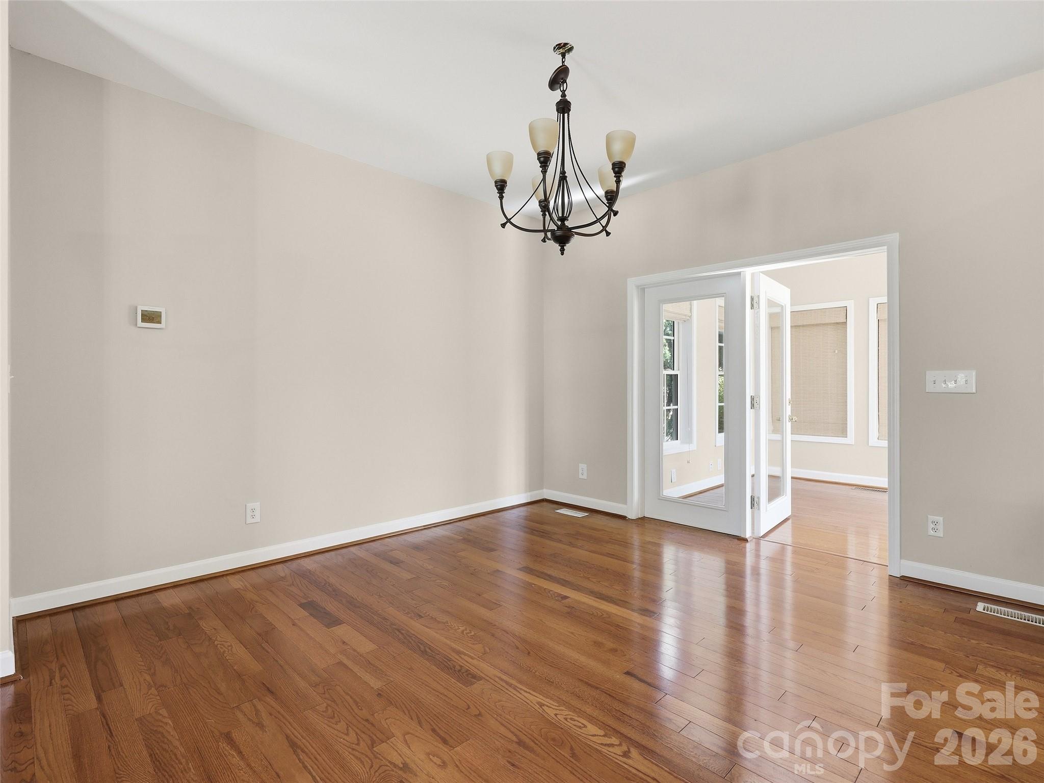 209 Beechnut Drive — Hendersonville