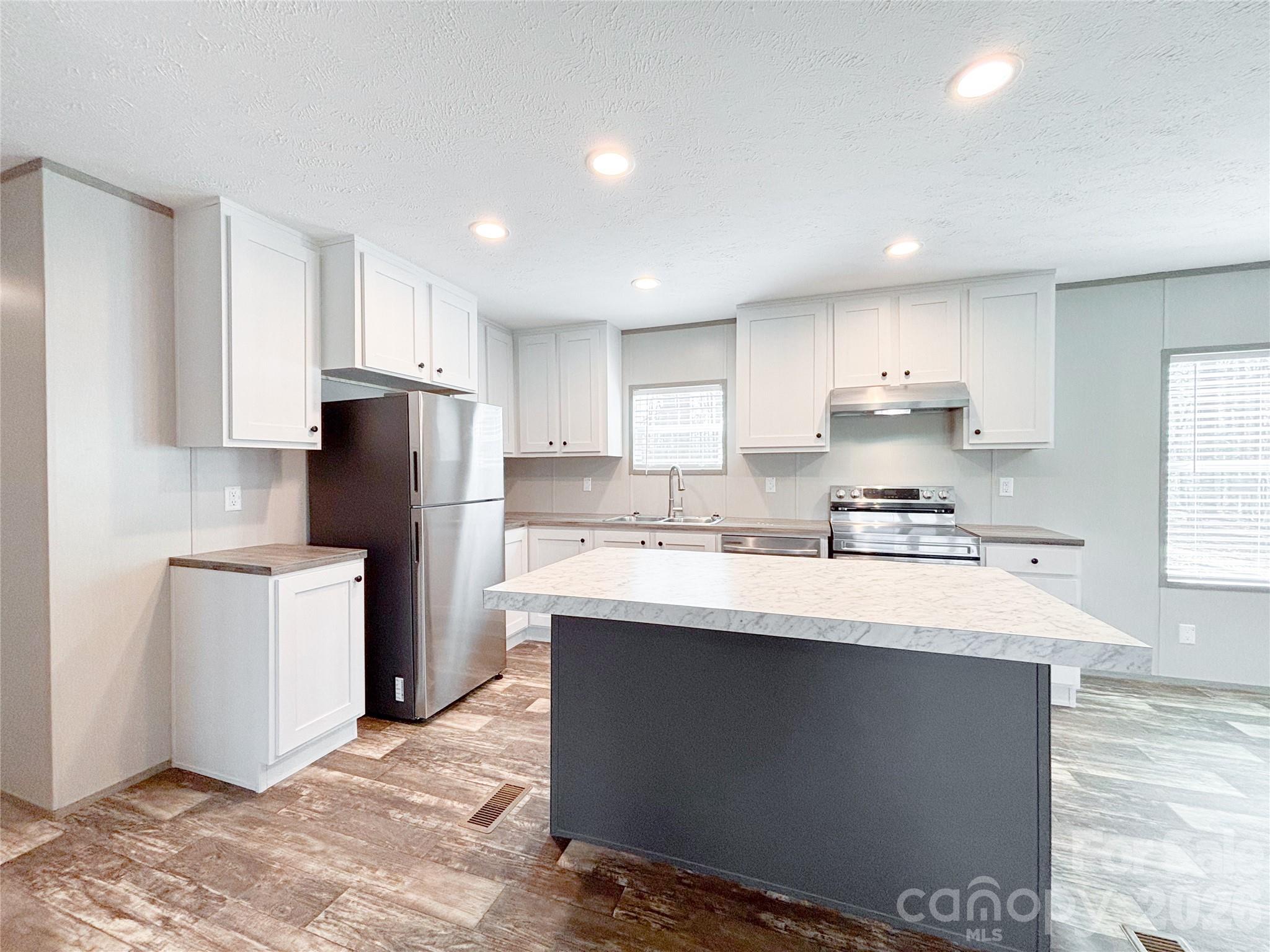 4963 Rhoney Road — Connelly Springs