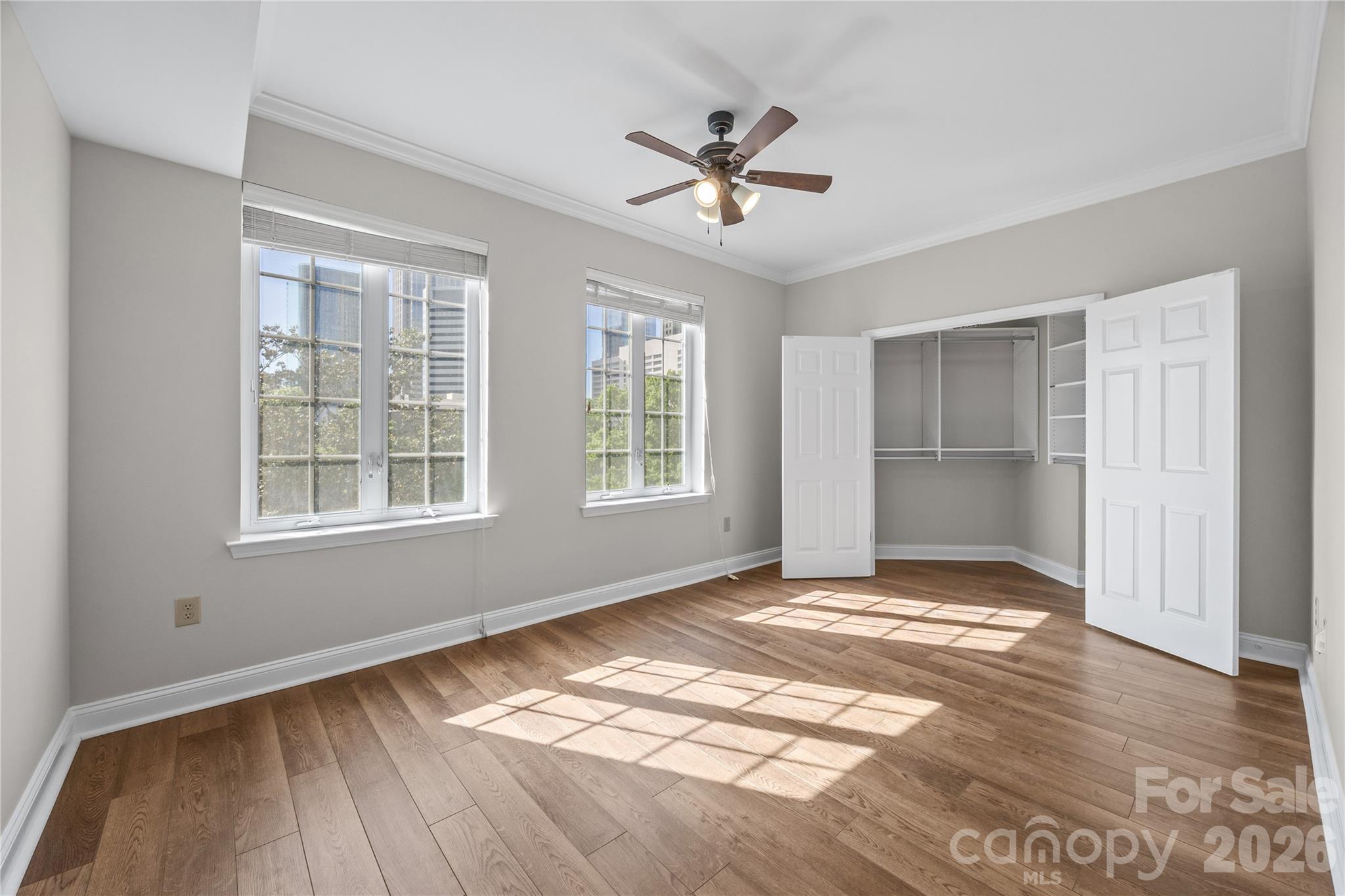 300 W 5th Street #809 — Charlotte