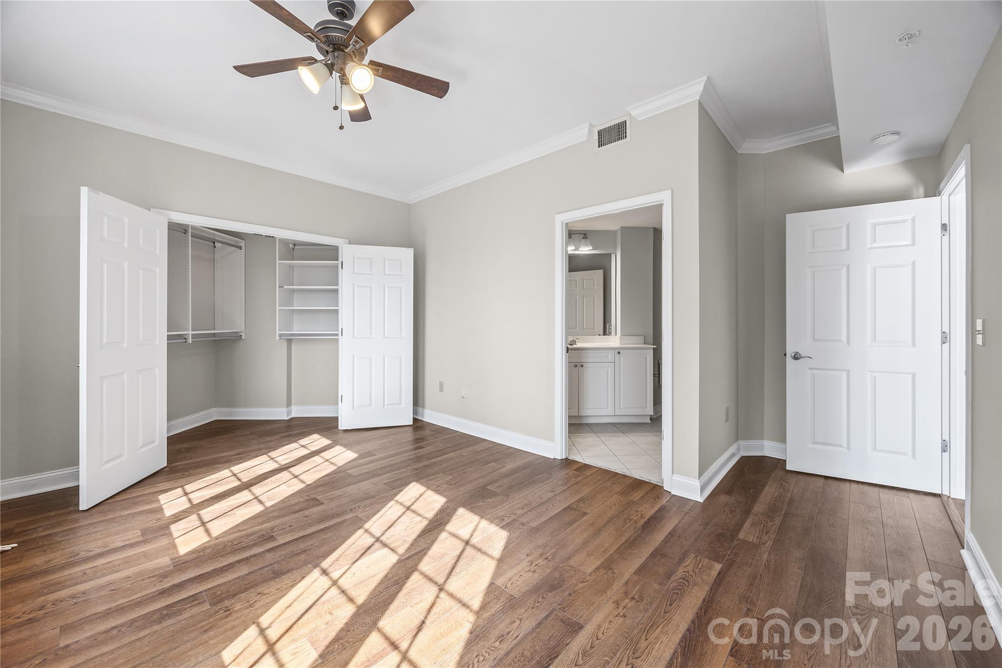 300 W 5th Street #809 — Charlotte