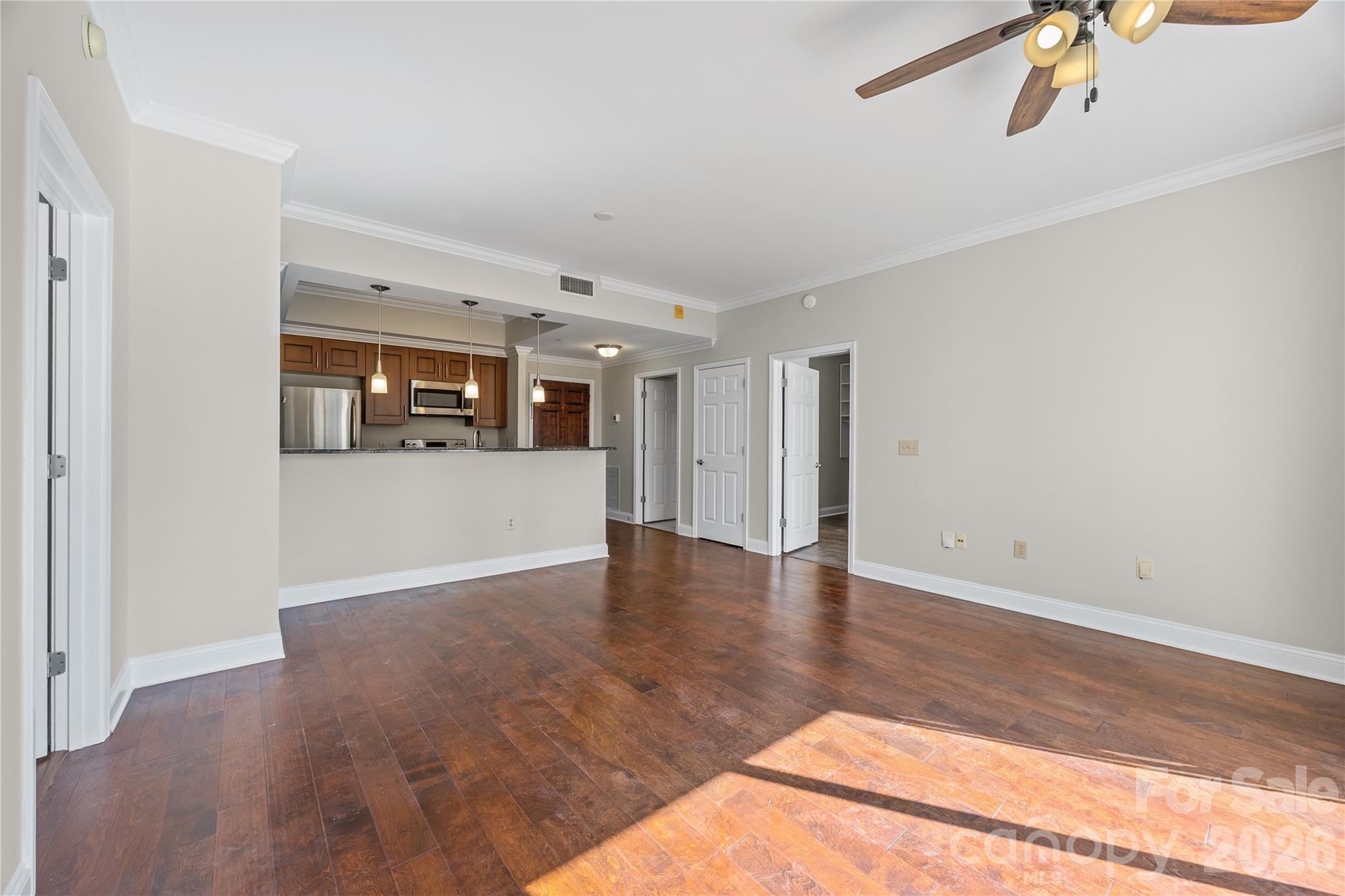 300 W 5th Street #809 — Charlotte