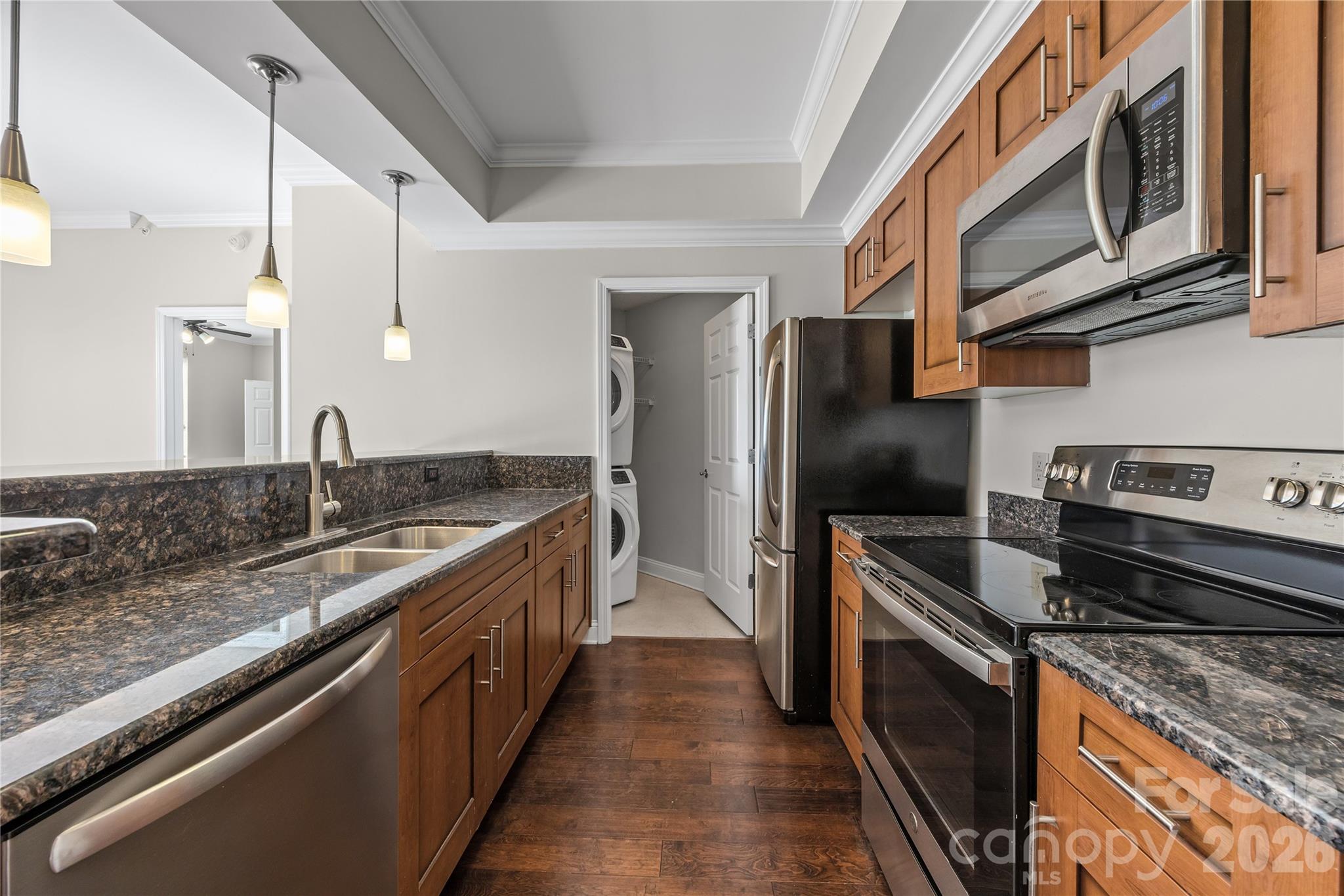 300 W 5th Street #809 — Charlotte