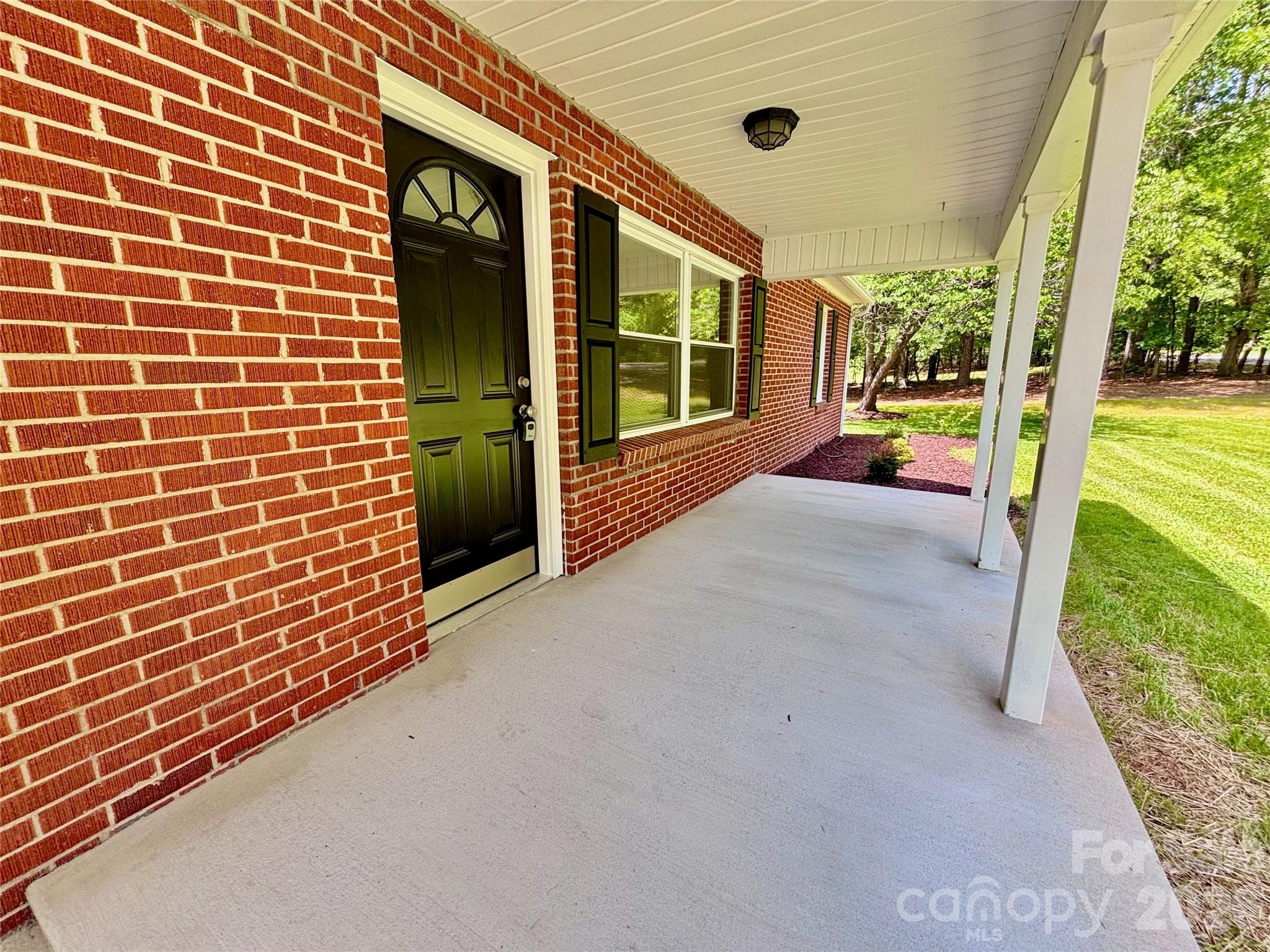 156 Doggett Grove Road — Forest City