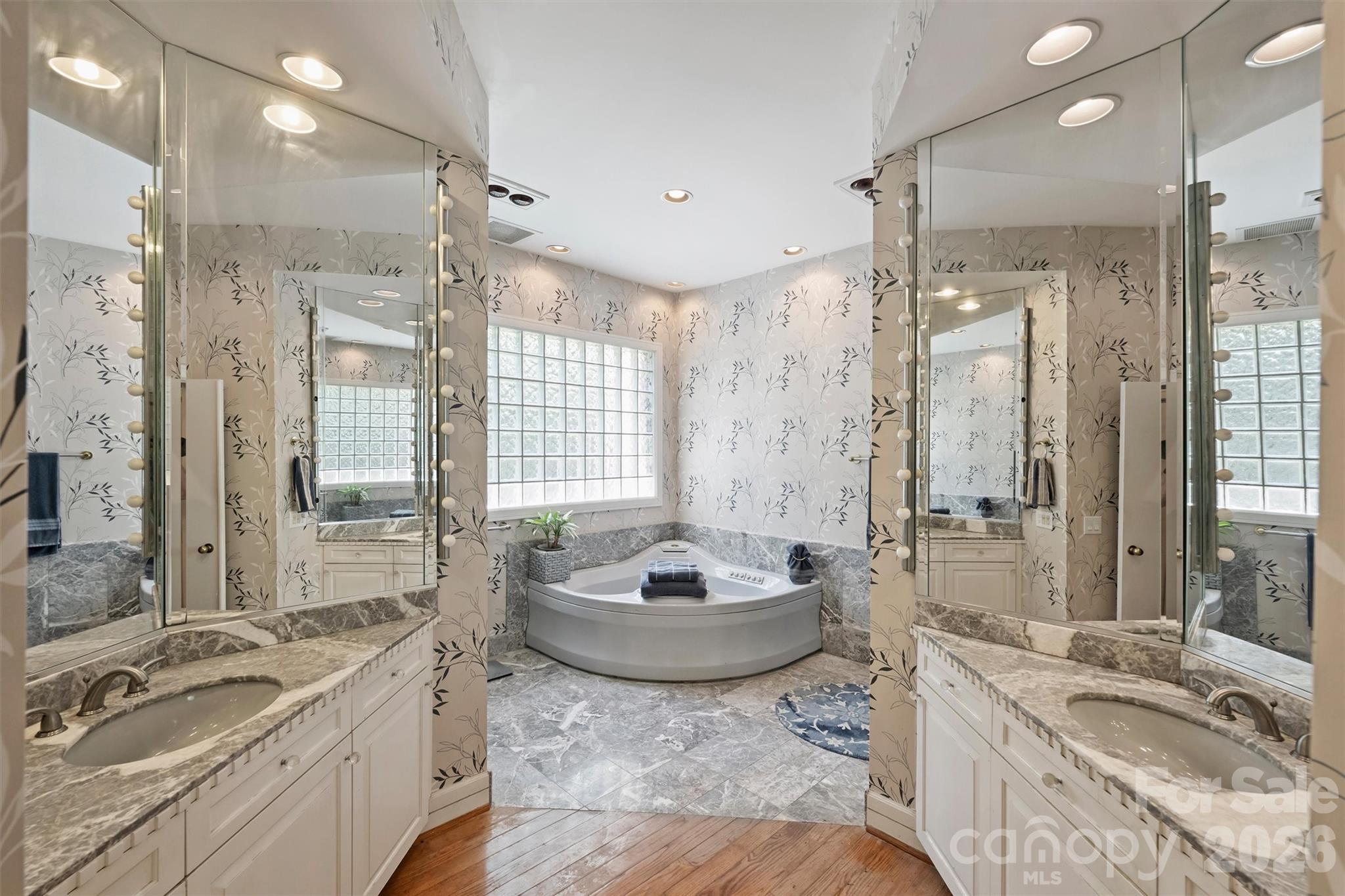 3301 Providence Plantation Lane — Charlotte