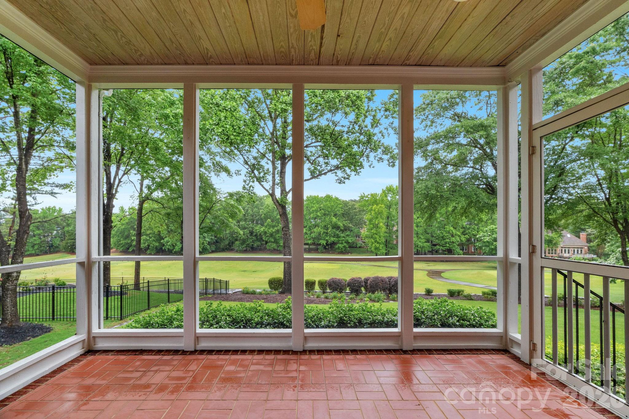 10514 Old Wayside Road — Charlotte