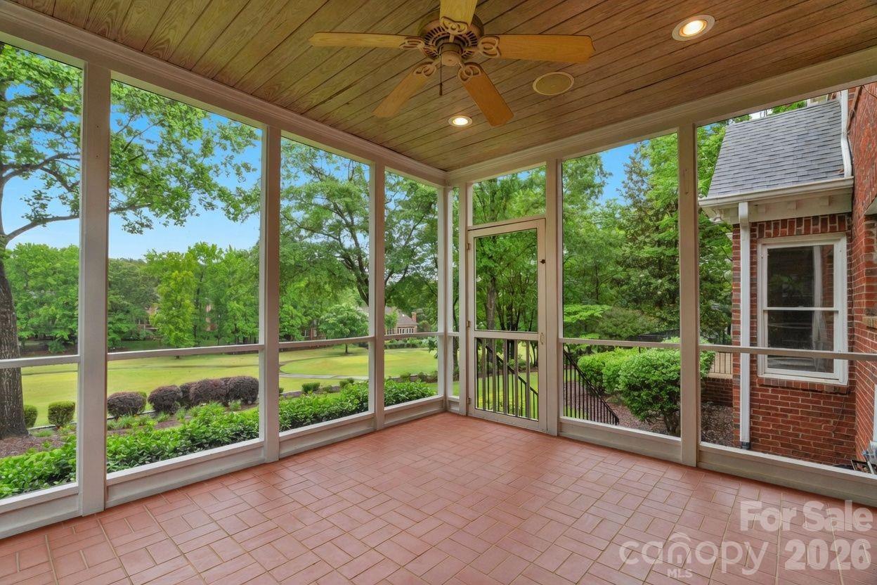 10514 Old Wayside Road — Charlotte