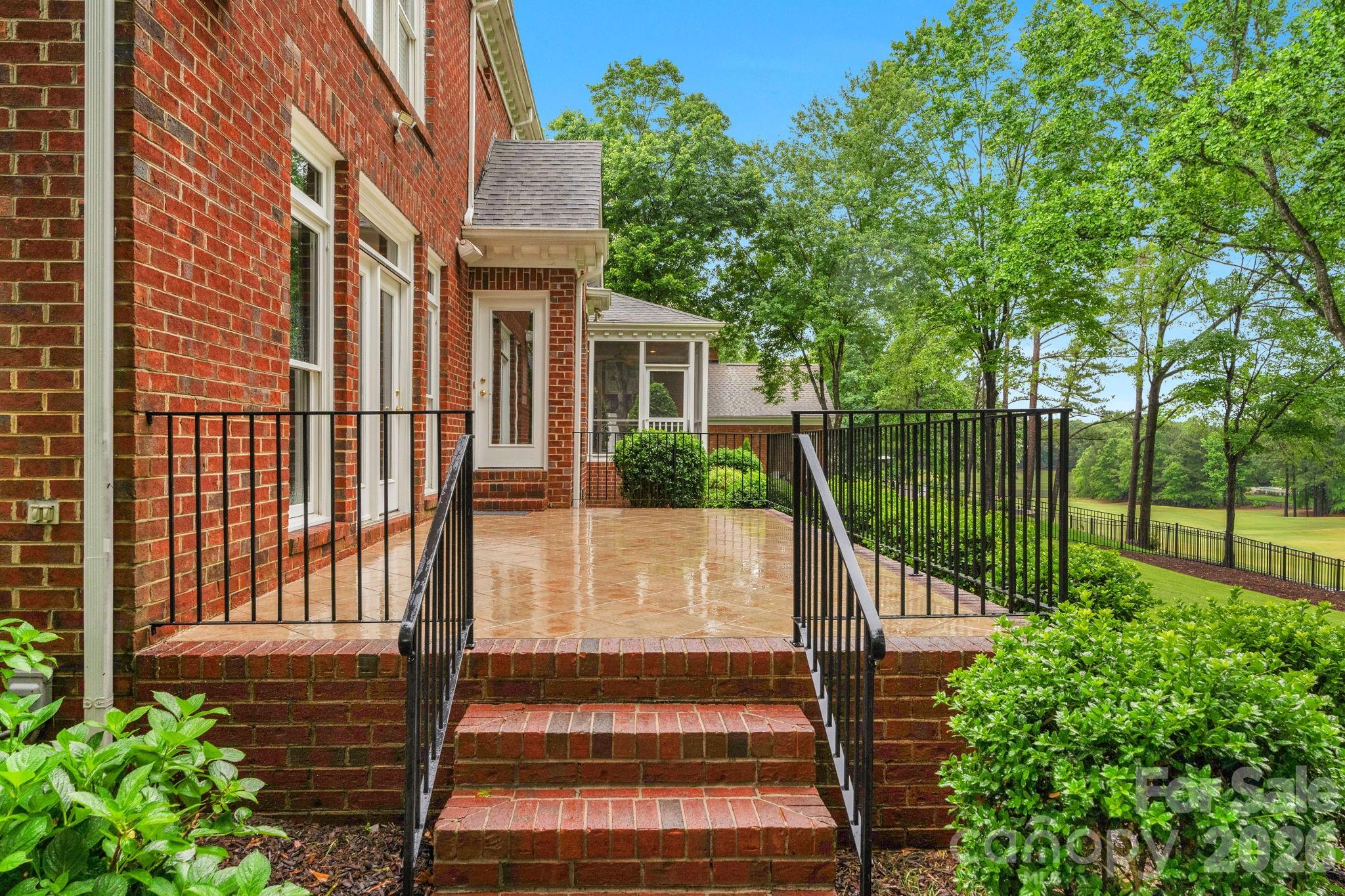10514 Old Wayside Road — Charlotte