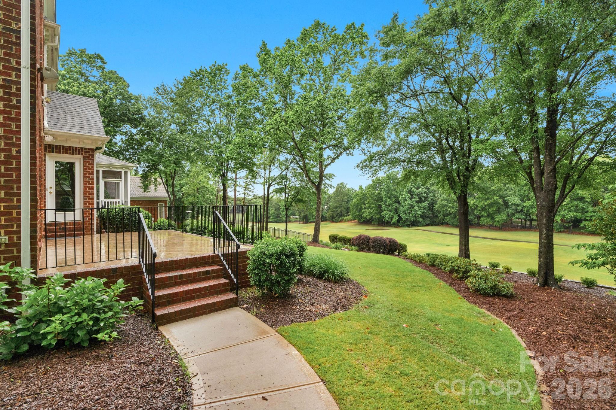 10514 Old Wayside Road — Charlotte