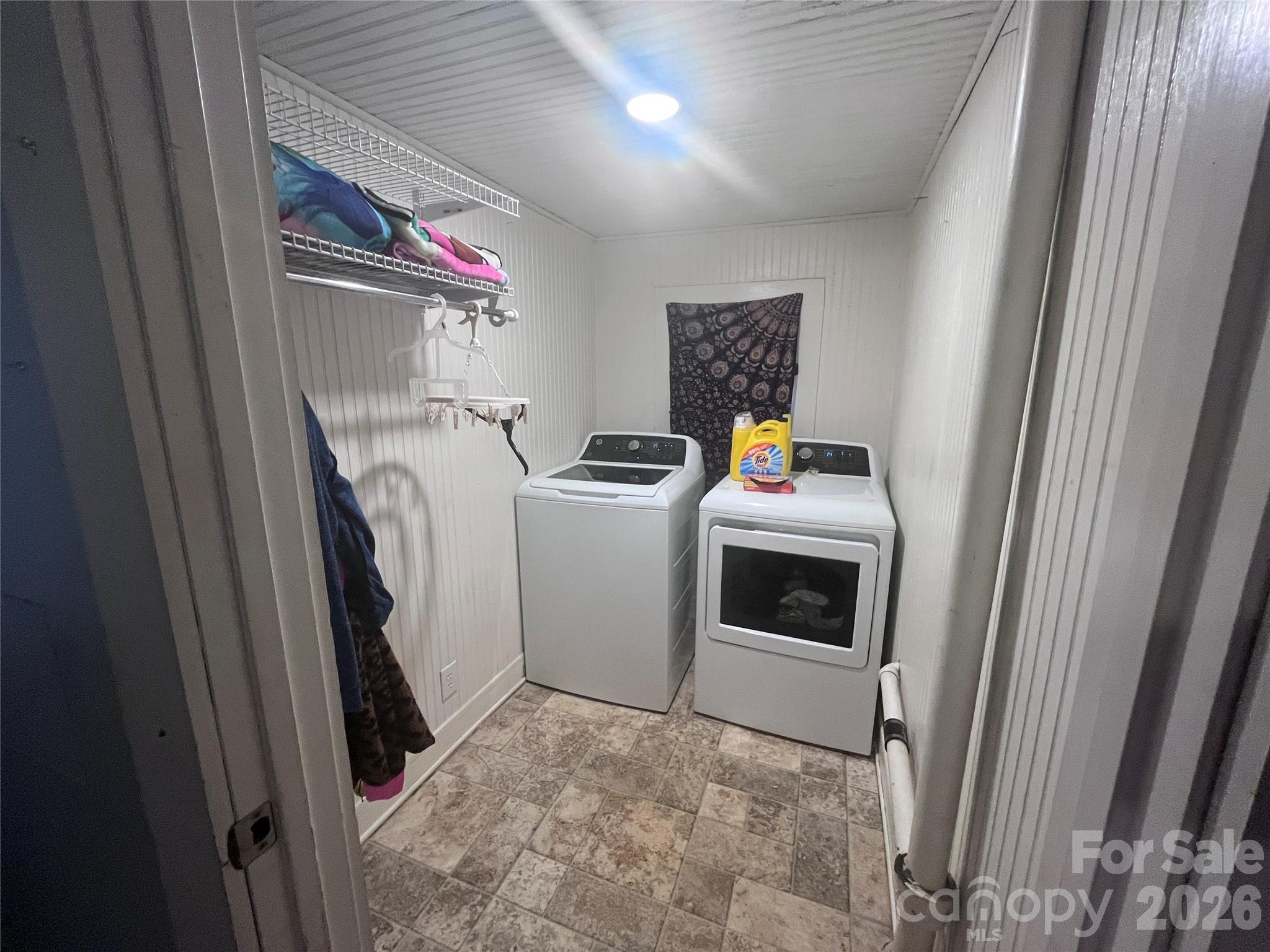 402 Easy Street — Concord