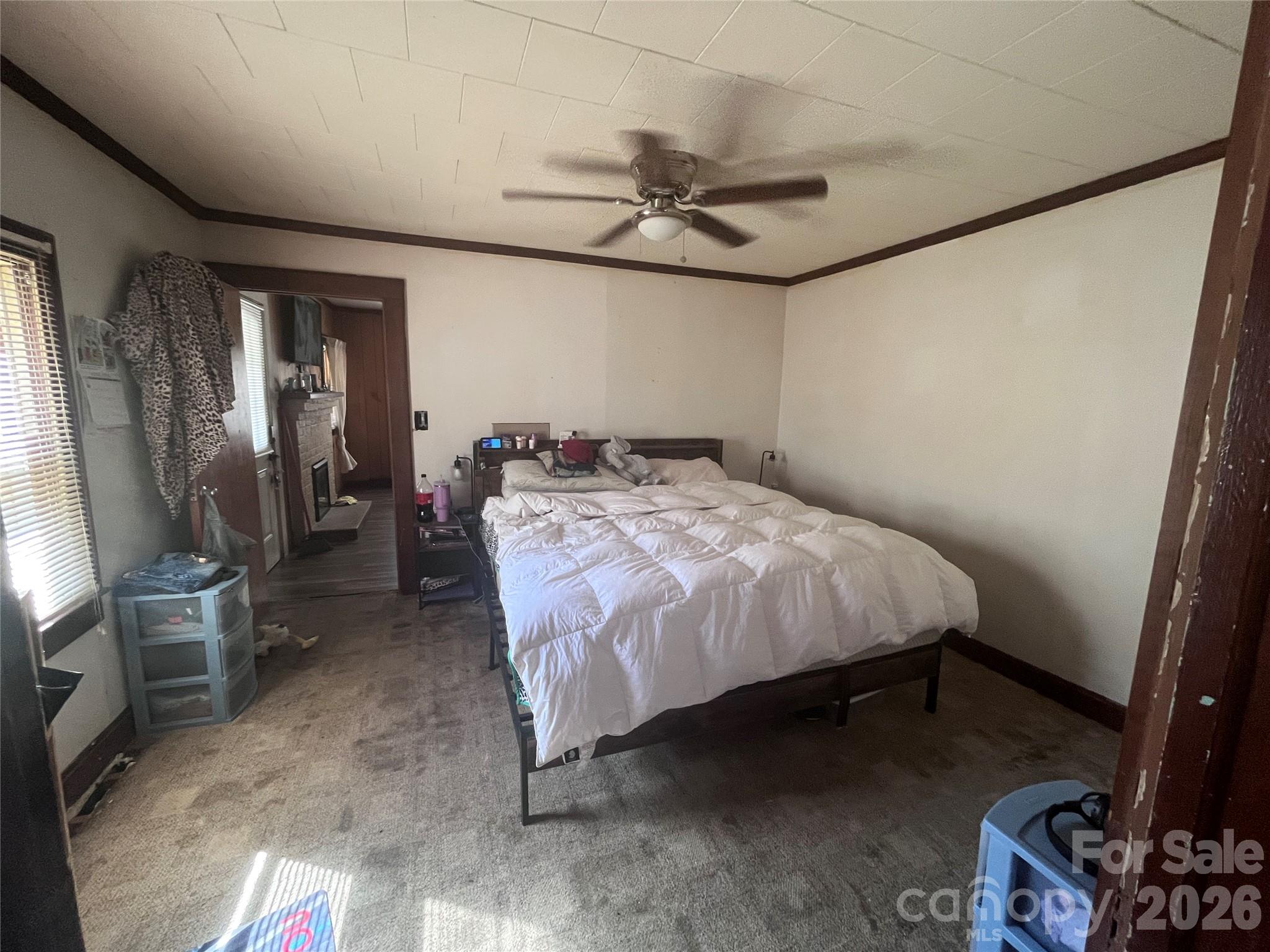 402 Easy Street — Concord