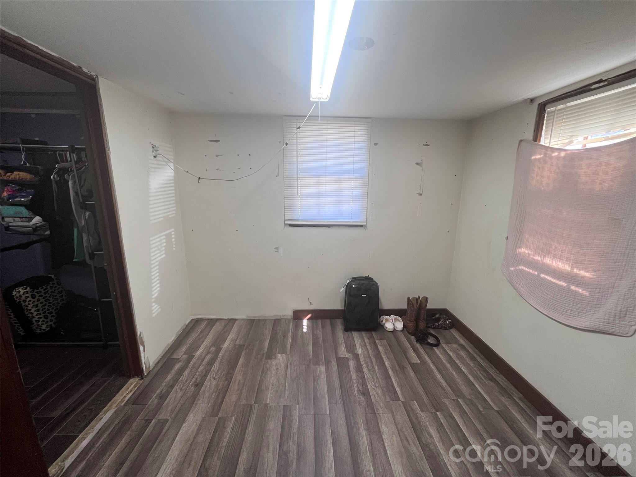 402 Easy Street — Concord