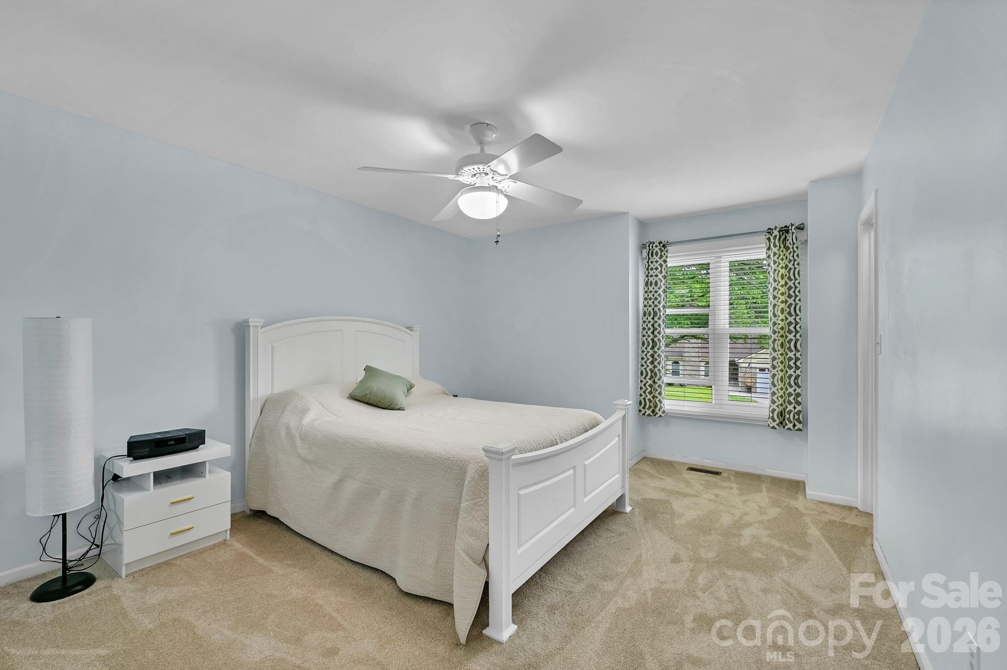 31 St Andrews Drive — Etowah