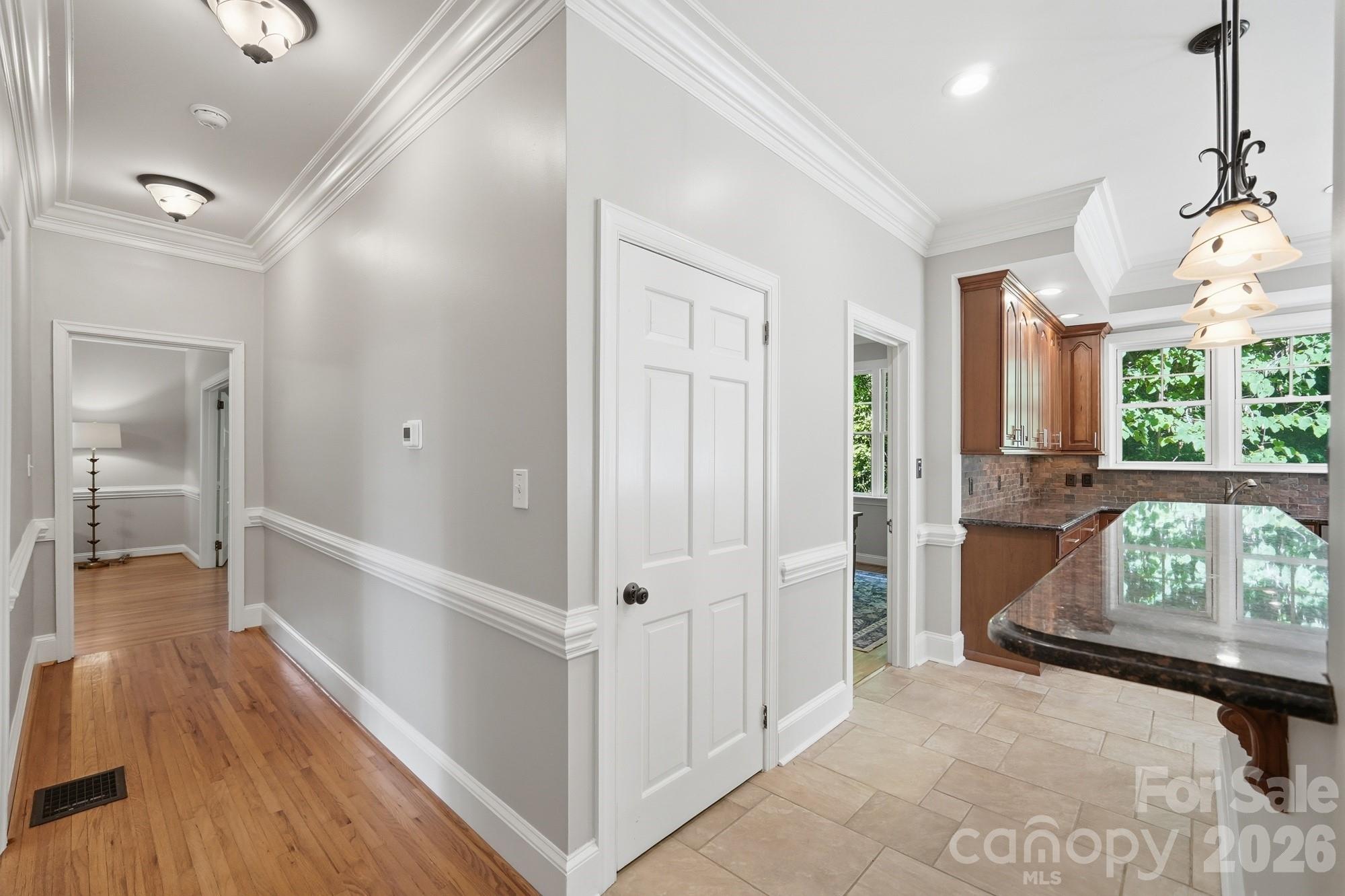 1624 S New Hope Road — Gastonia