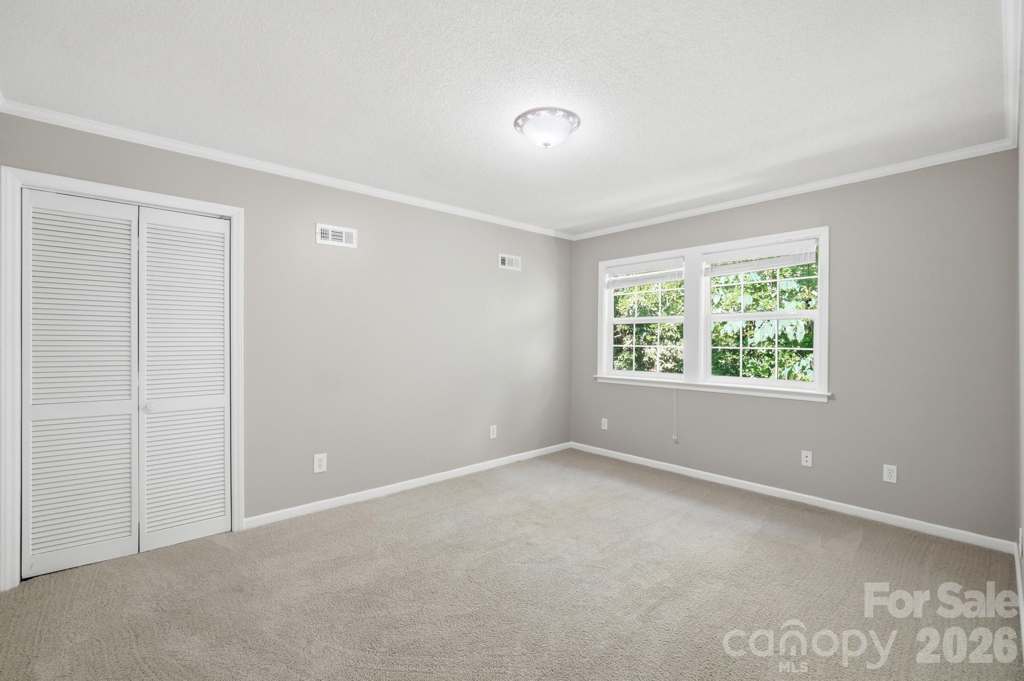 1624 S New Hope Road — Gastonia