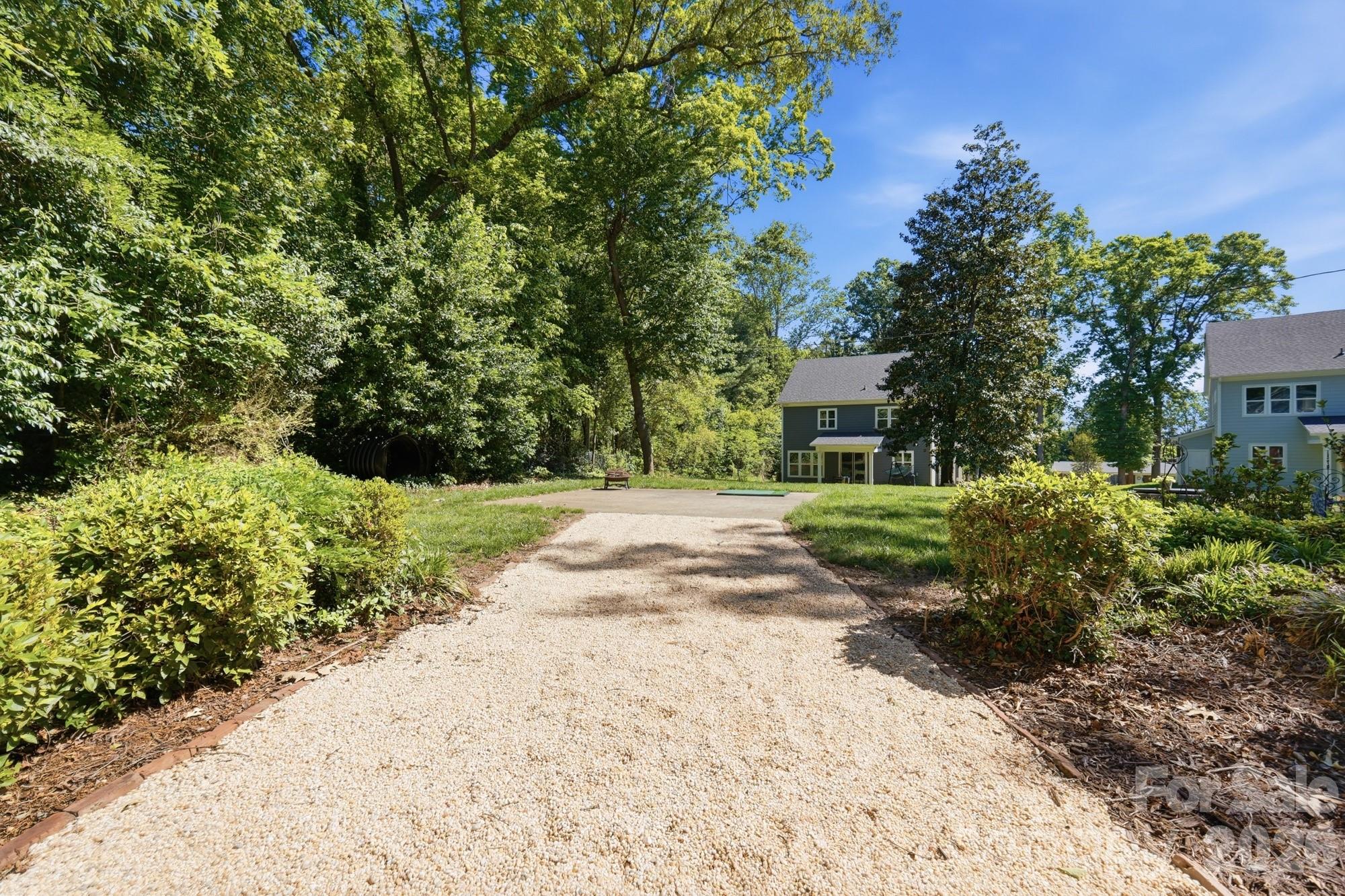 1624 S New Hope Road — Gastonia