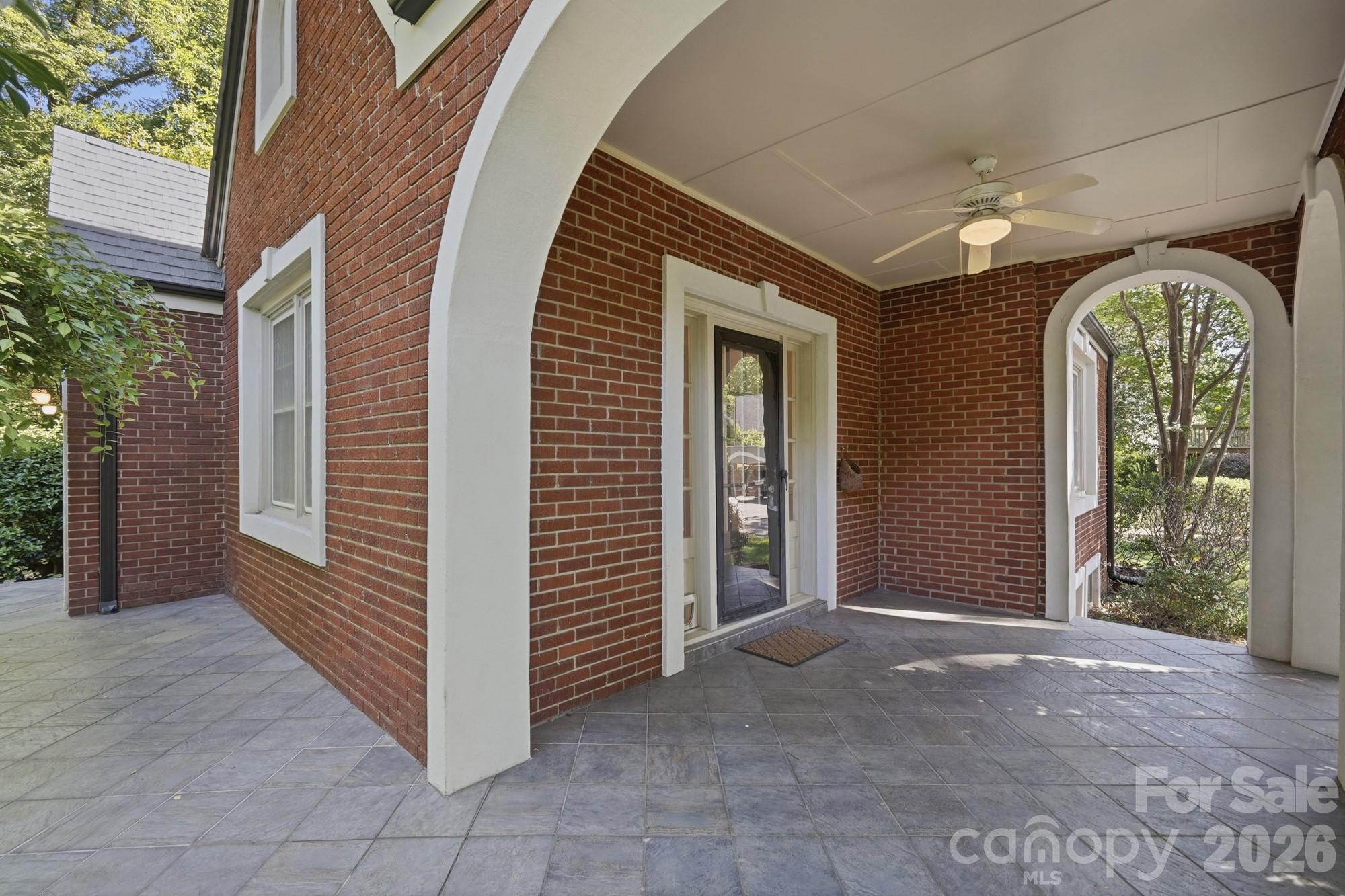 1624 S New Hope Road — Gastonia