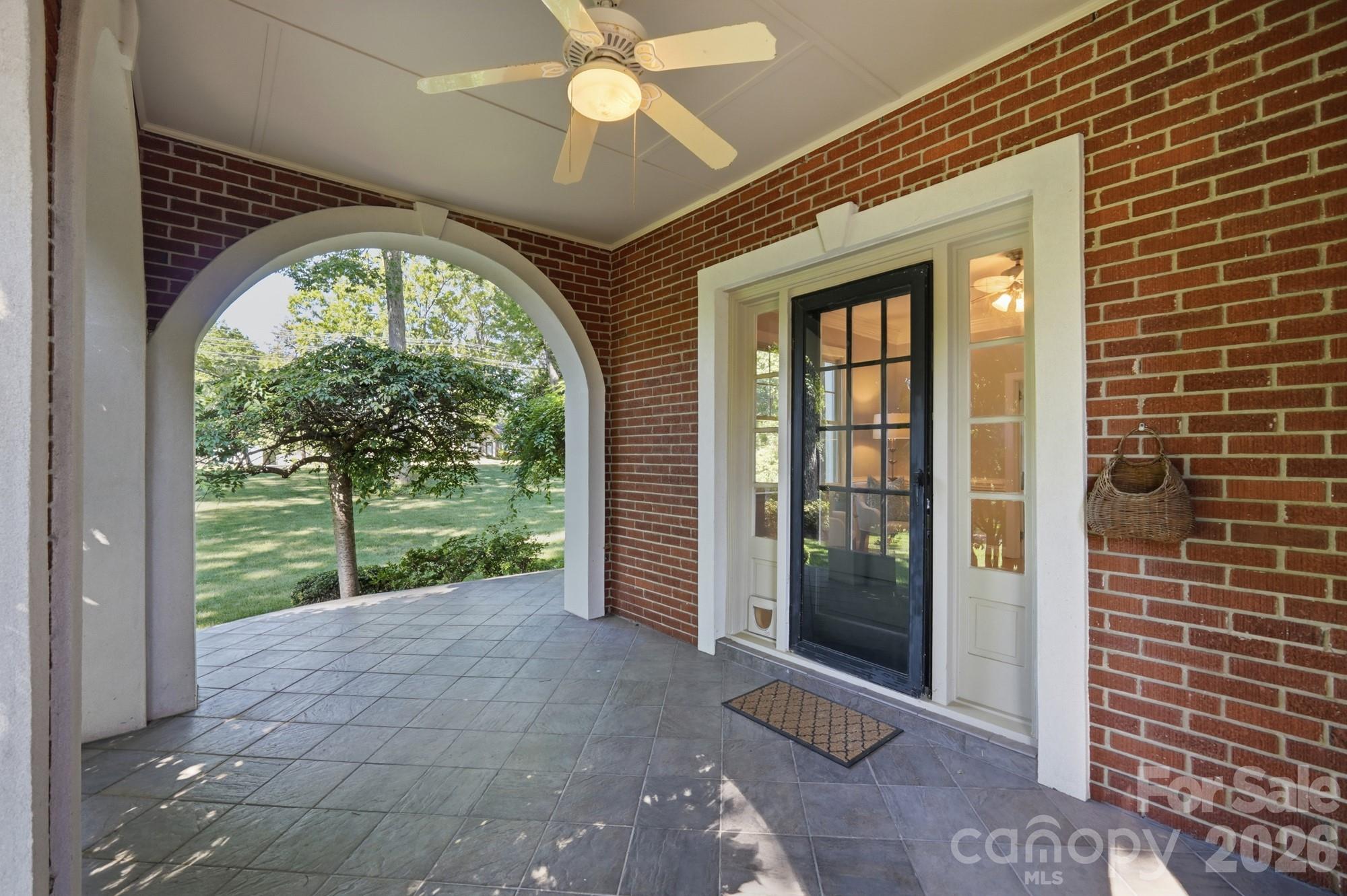 1624 S New Hope Road — Gastonia