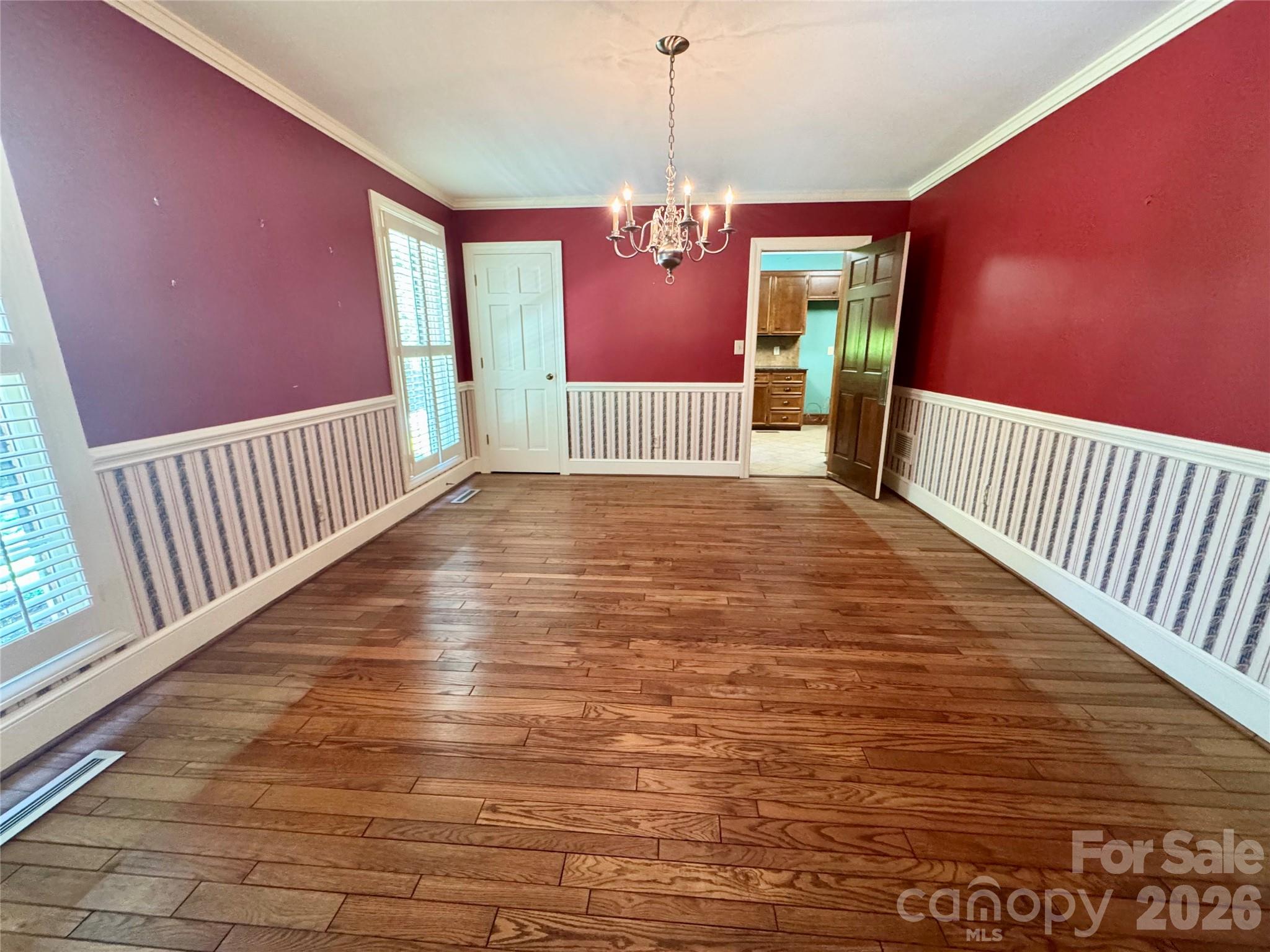 500 Woodend Drive SE — Concord