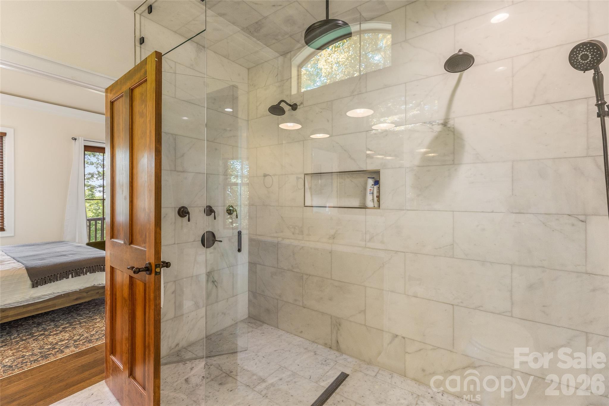 48 Bearfoot Lane — Highlands