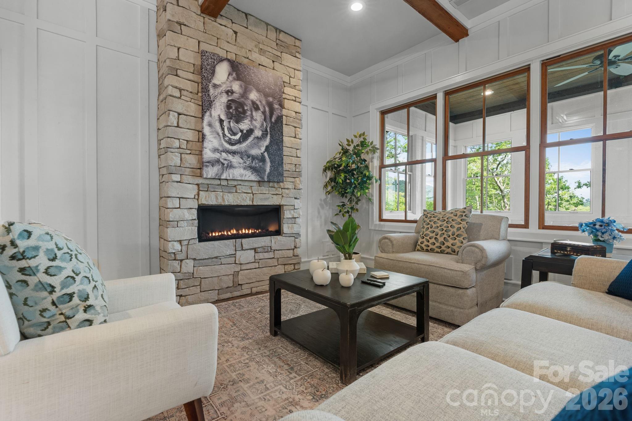 48 Bearfoot Lane — Highlands