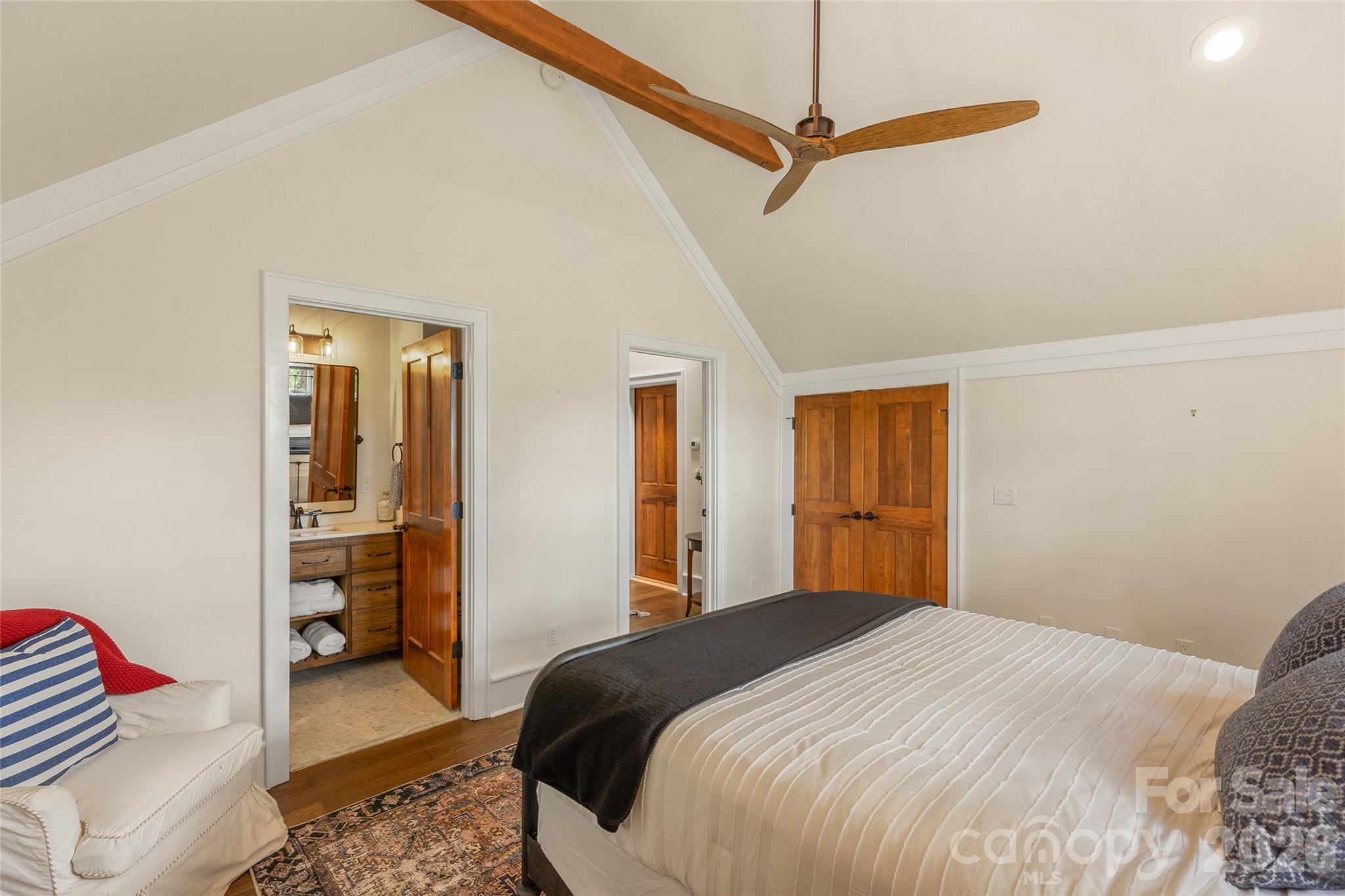 48 Bearfoot Lane — Highlands