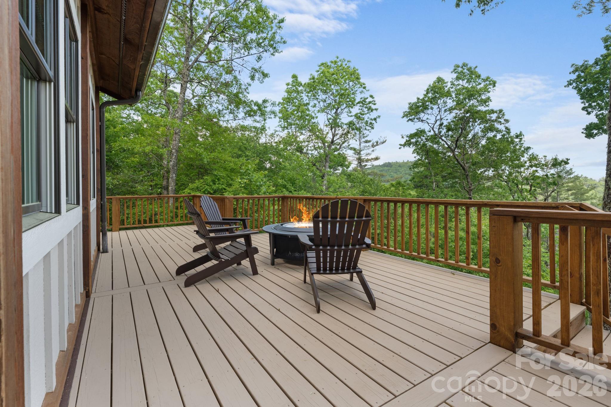 48 Bearfoot Lane — Highlands