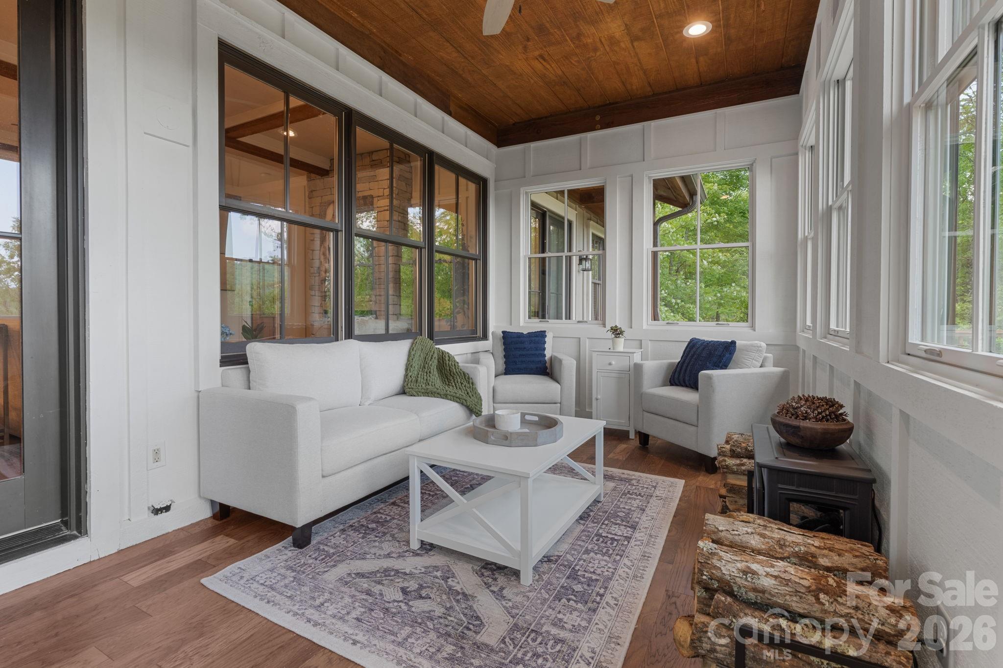 48 Bearfoot Lane — Highlands