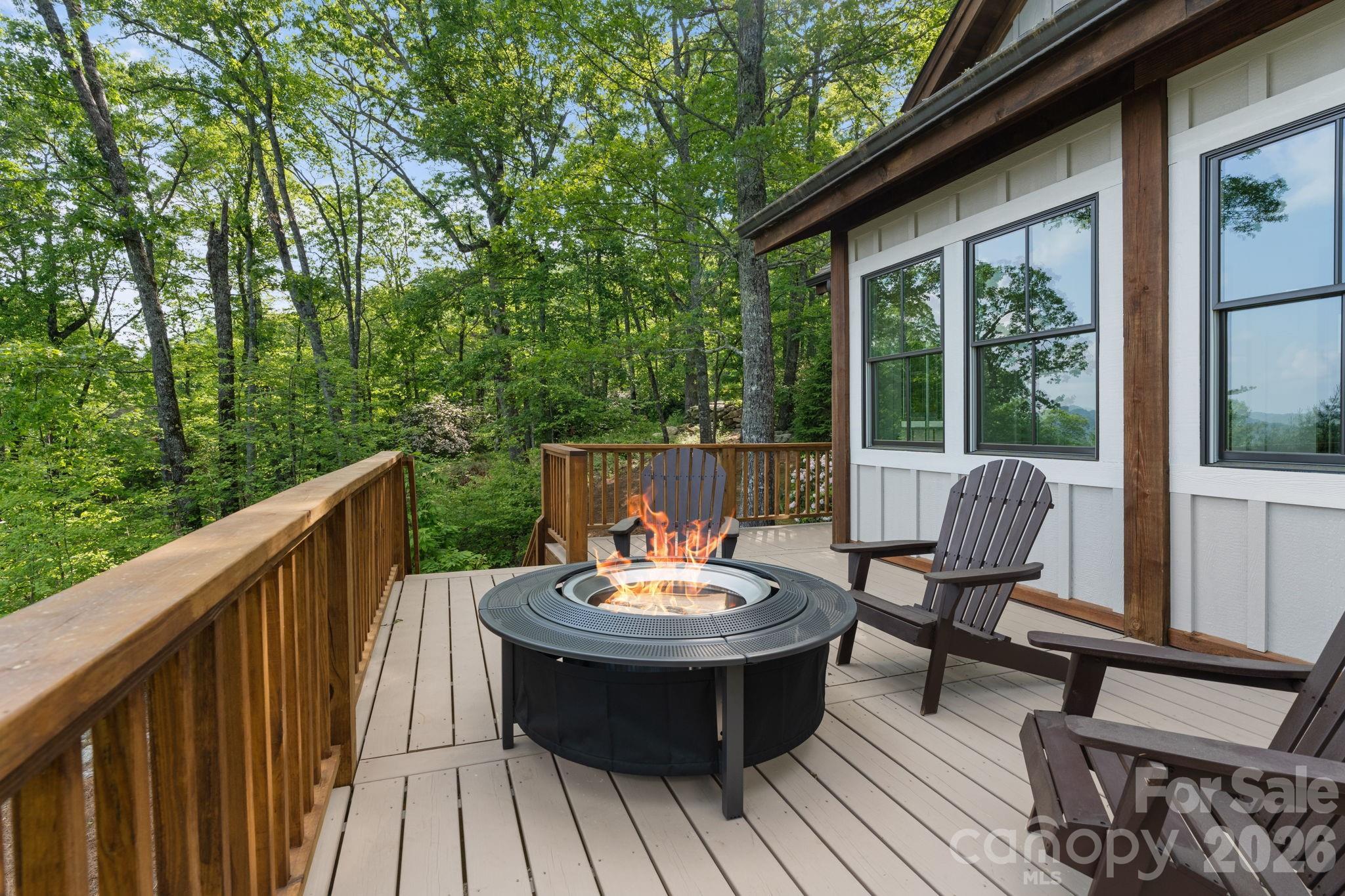 48 Bearfoot Lane — Highlands