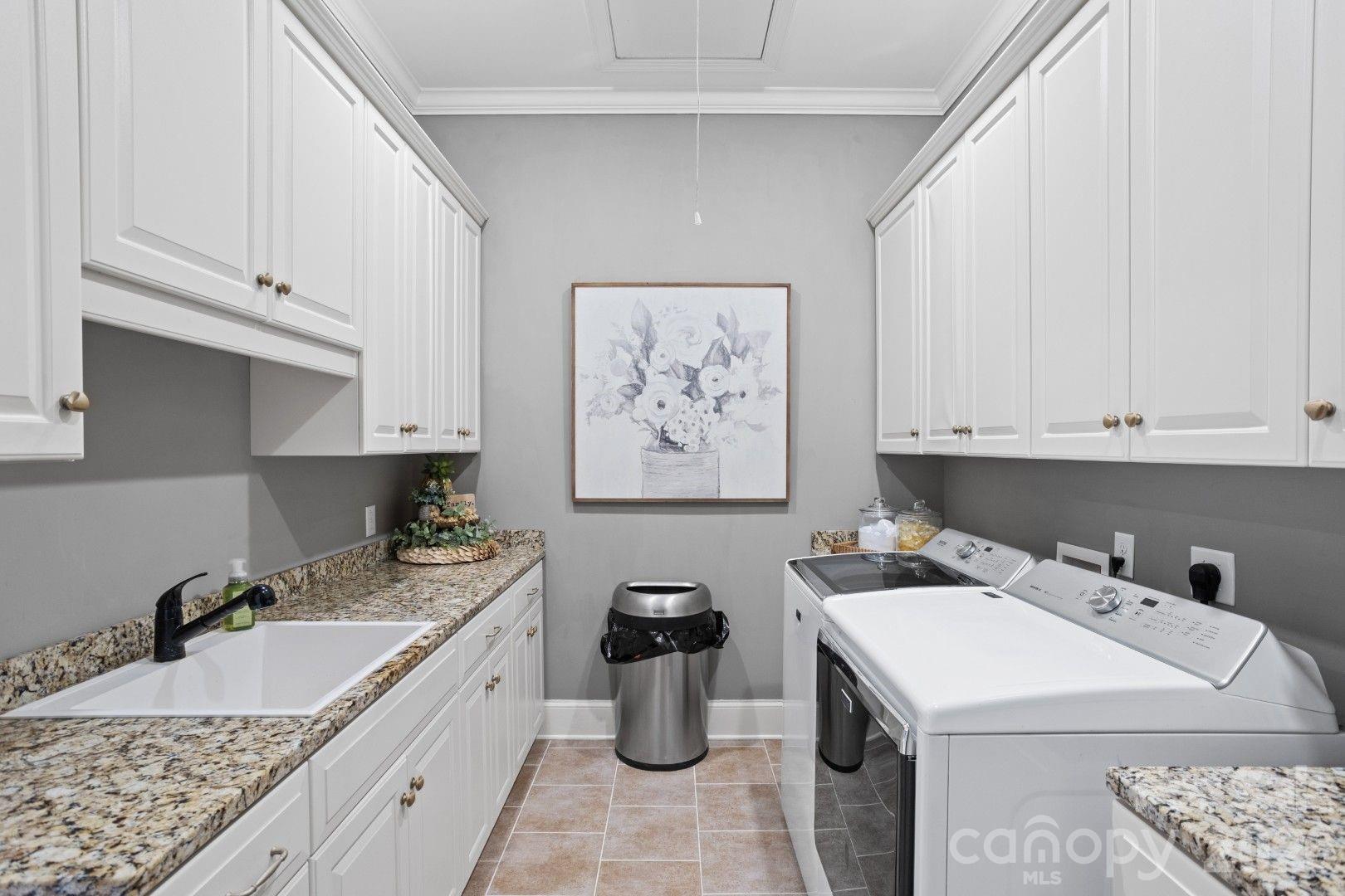 808 Brookberry Farm Circle — Winston Salem