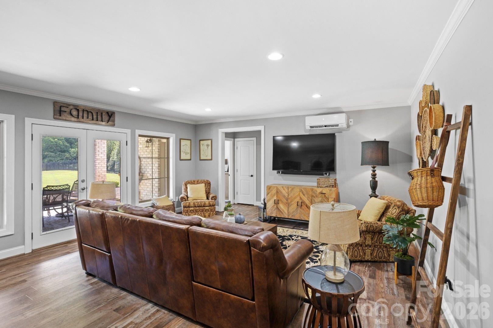 808 Brookberry Farm Circle — Winston Salem