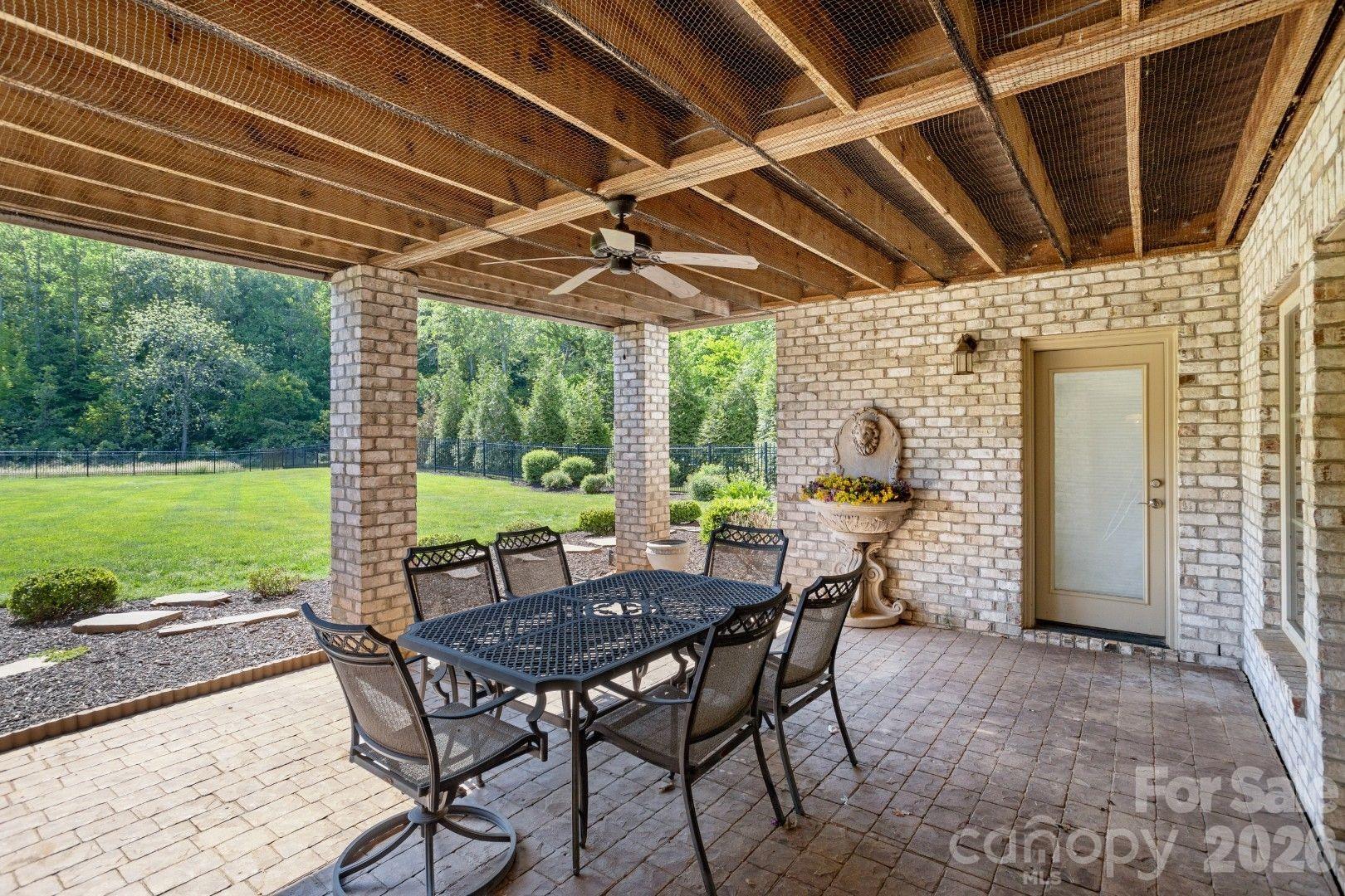 808 Brookberry Farm Circle — Winston Salem